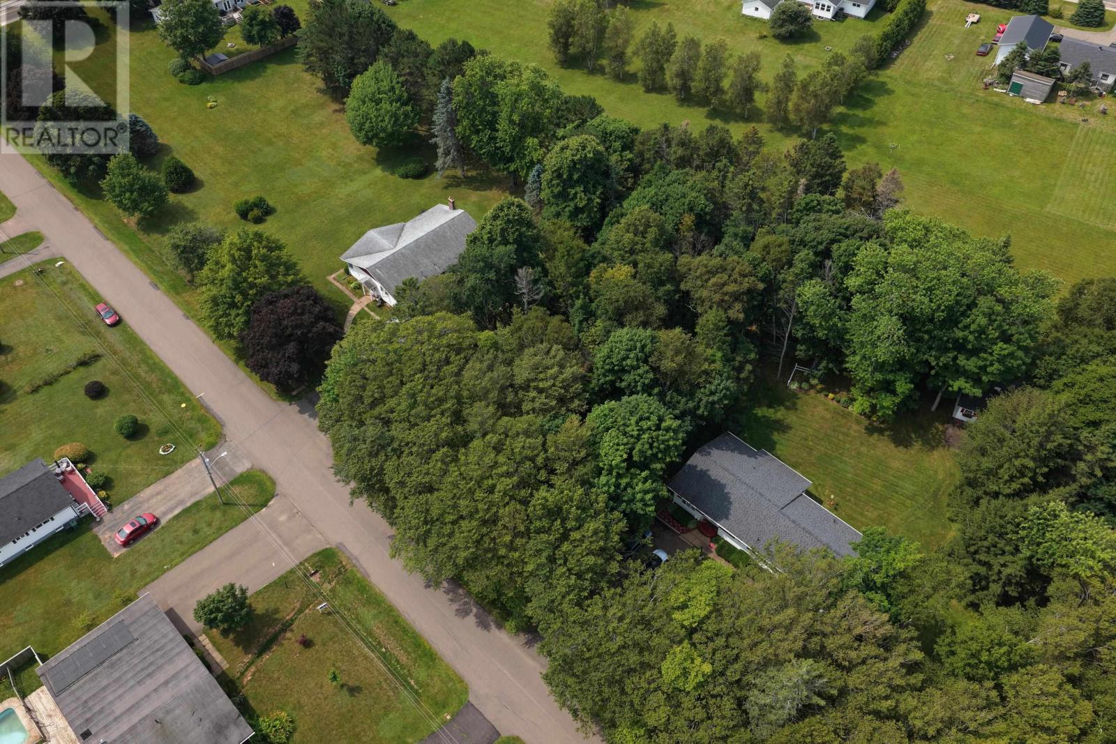 24-1 Birchwood Heights, Summerside, Prince Edward Island  C1N 4C3 - Photo 7 - 202519528