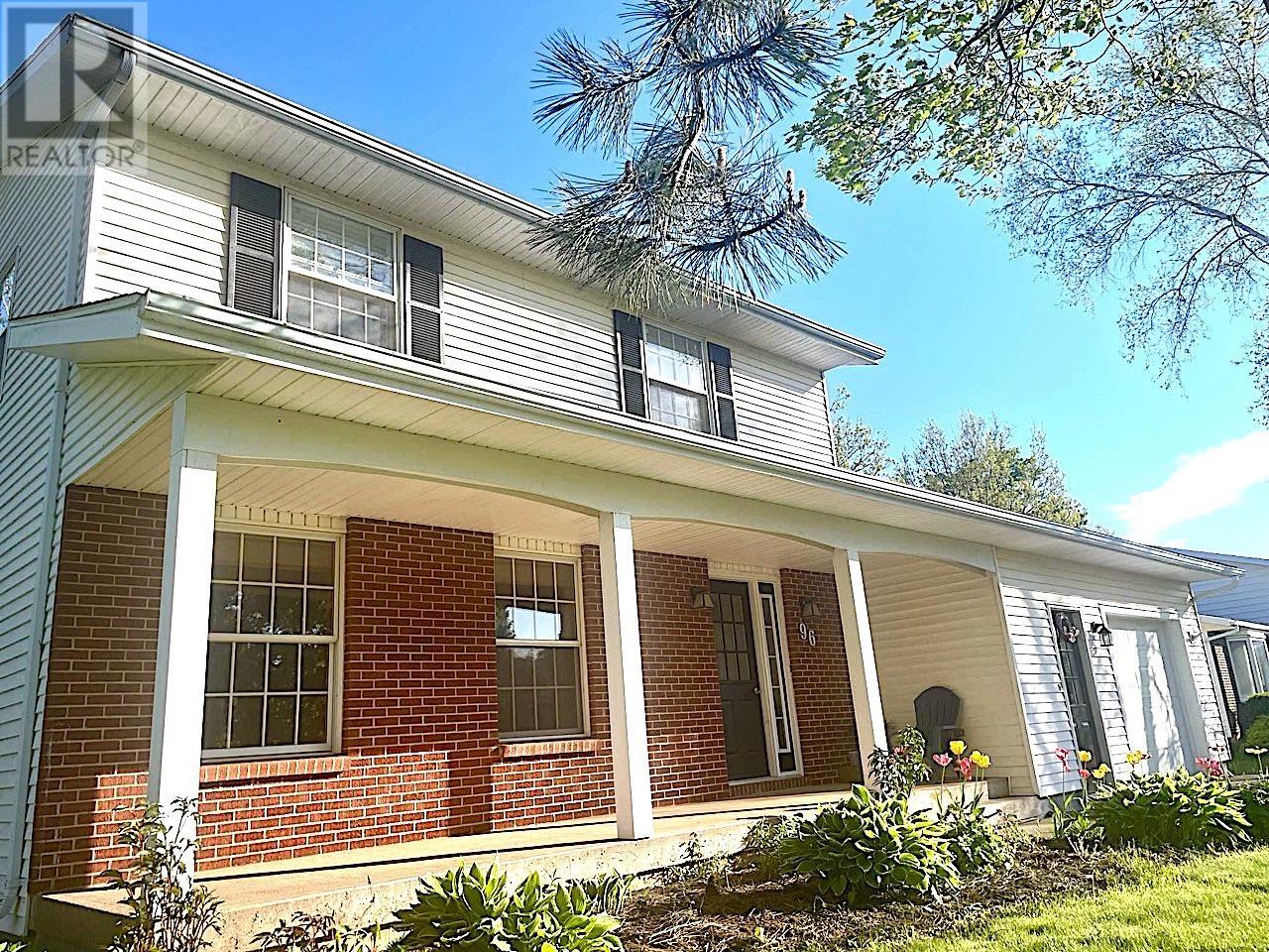 96 Nassau St., Charlottetown, Prince Edward Island  C1A 7W1 - Photo 4 - 202520154