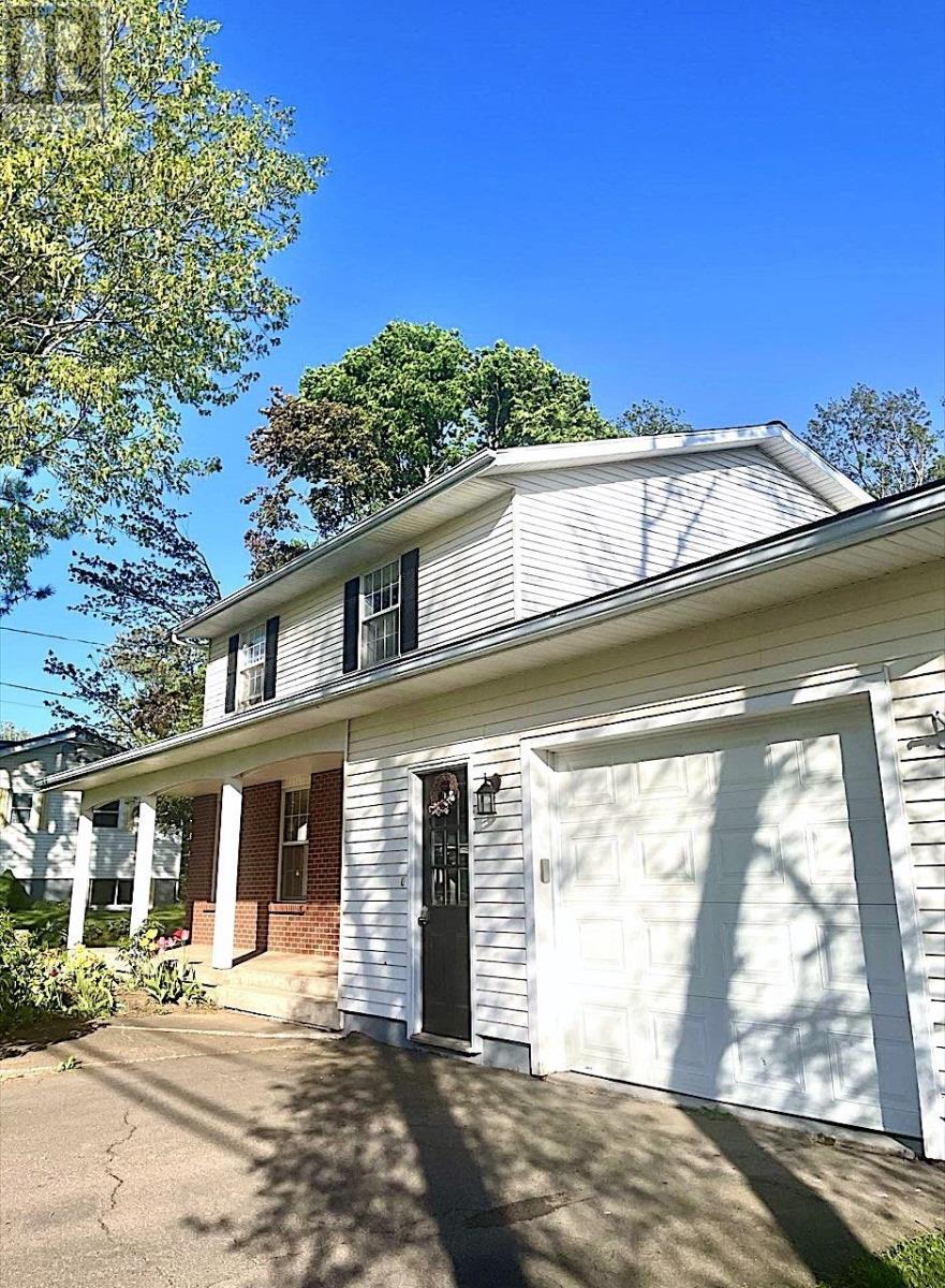 96 Nassau St., Charlottetown, Prince Edward Island  C1A 7W1 - Photo 5 - 202520154