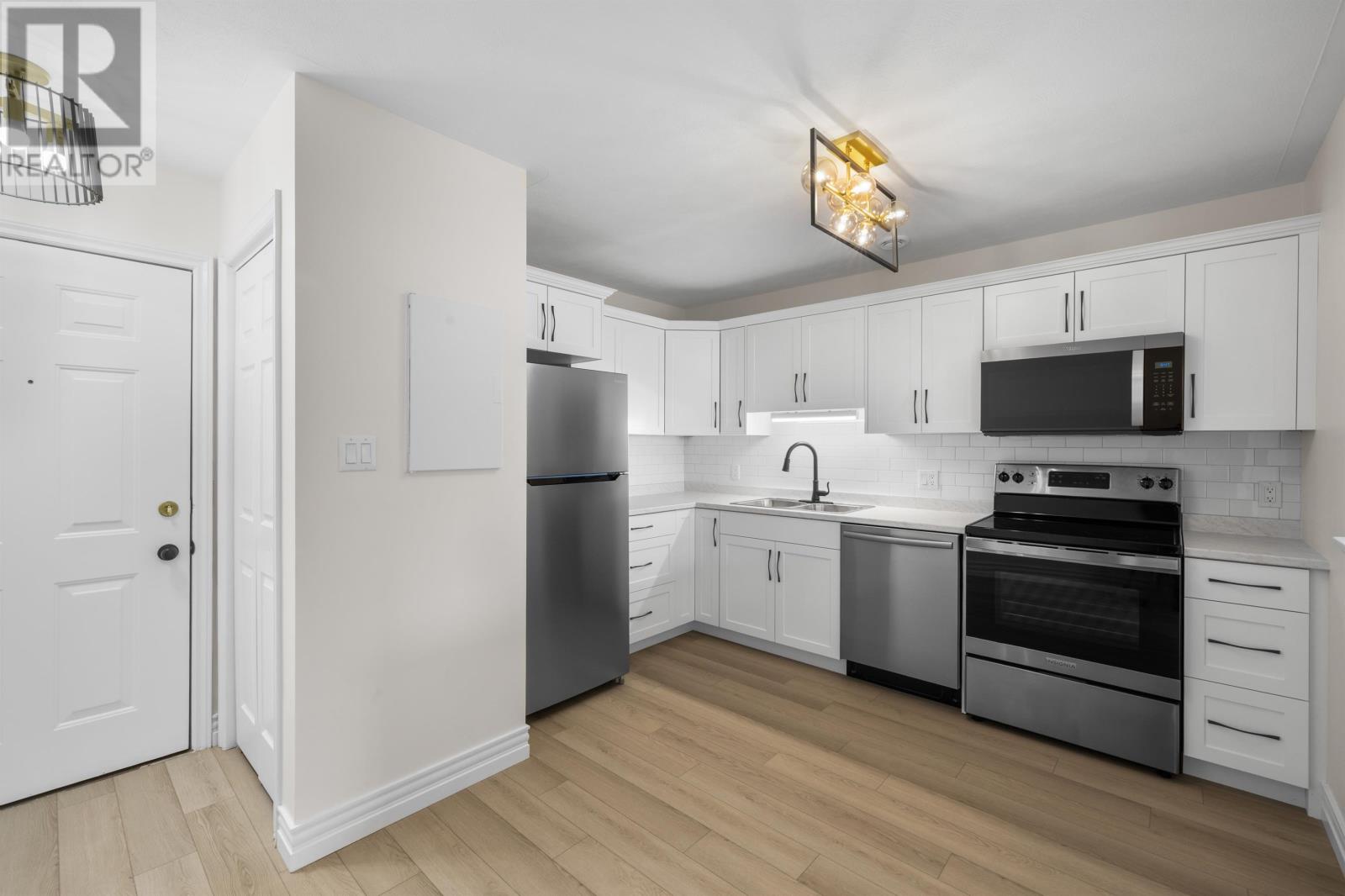 11 22 Waterview Heights, Charlottetown, Prince Edward Island  C1A 9J9 - Photo 7 - 202520179
