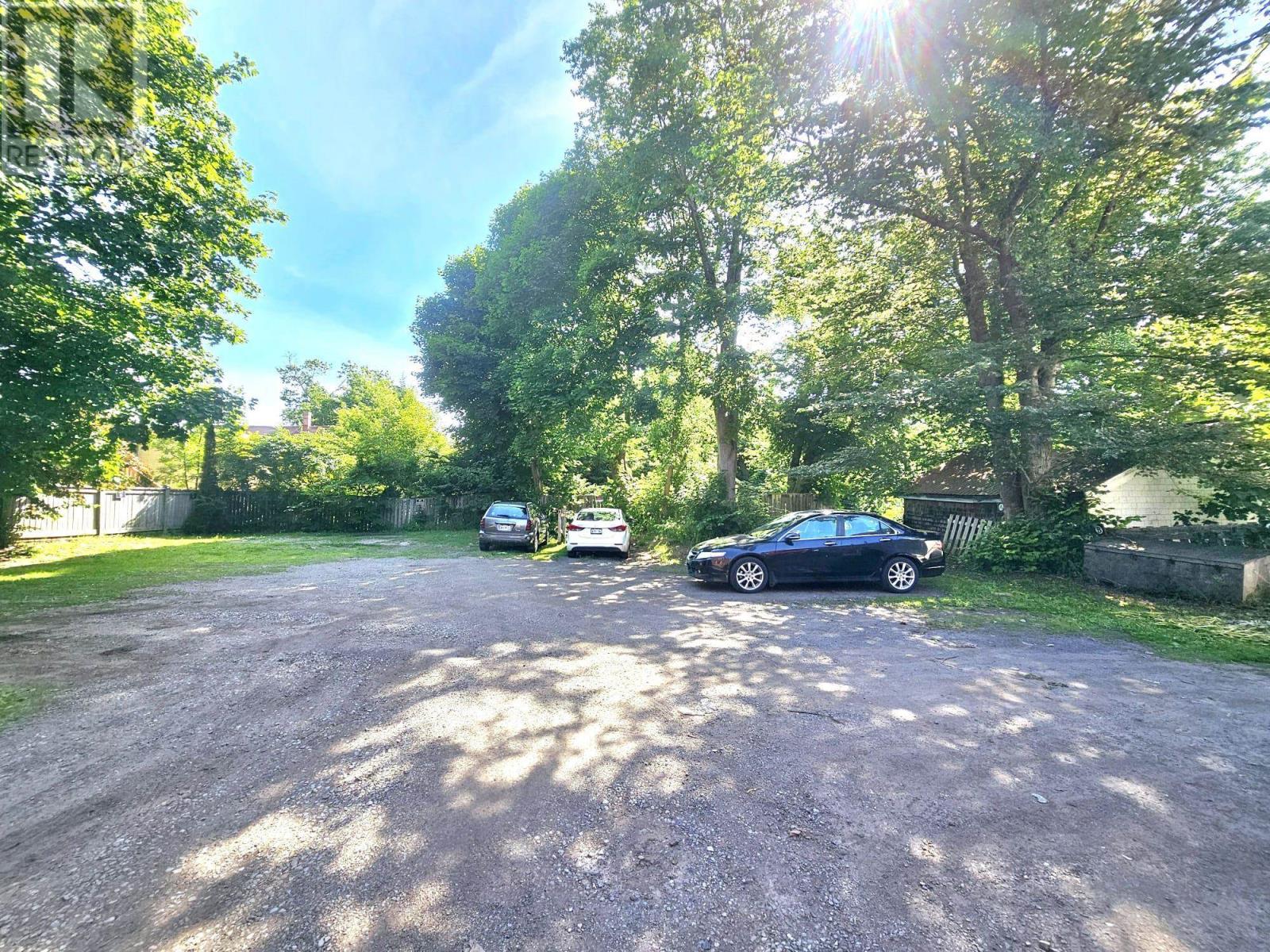 247,249,251 Queen Street, Charlottetown, Prince Edward Island  C1A 4B9 - Photo 18 - 202520491