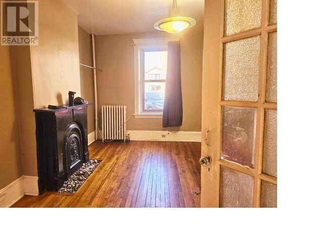 247,249,251 Queen Street, Charlottetown, Prince Edward Island  C1A 4B9 - Photo 4 - 202520491