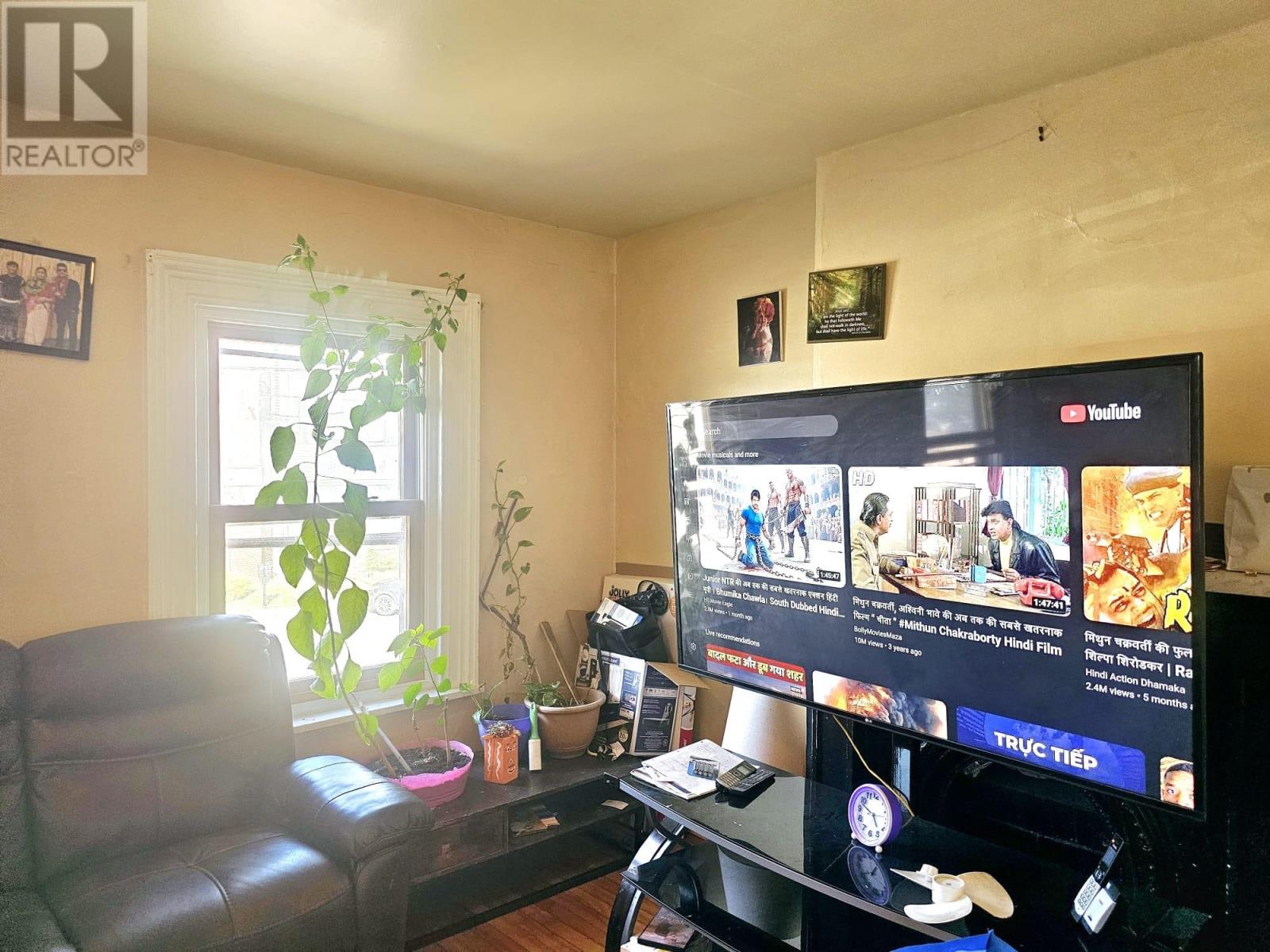 247,249,251 Queen Street, Charlottetown, Prince Edward Island  C1A 4B9 - Photo 6 - 202520491