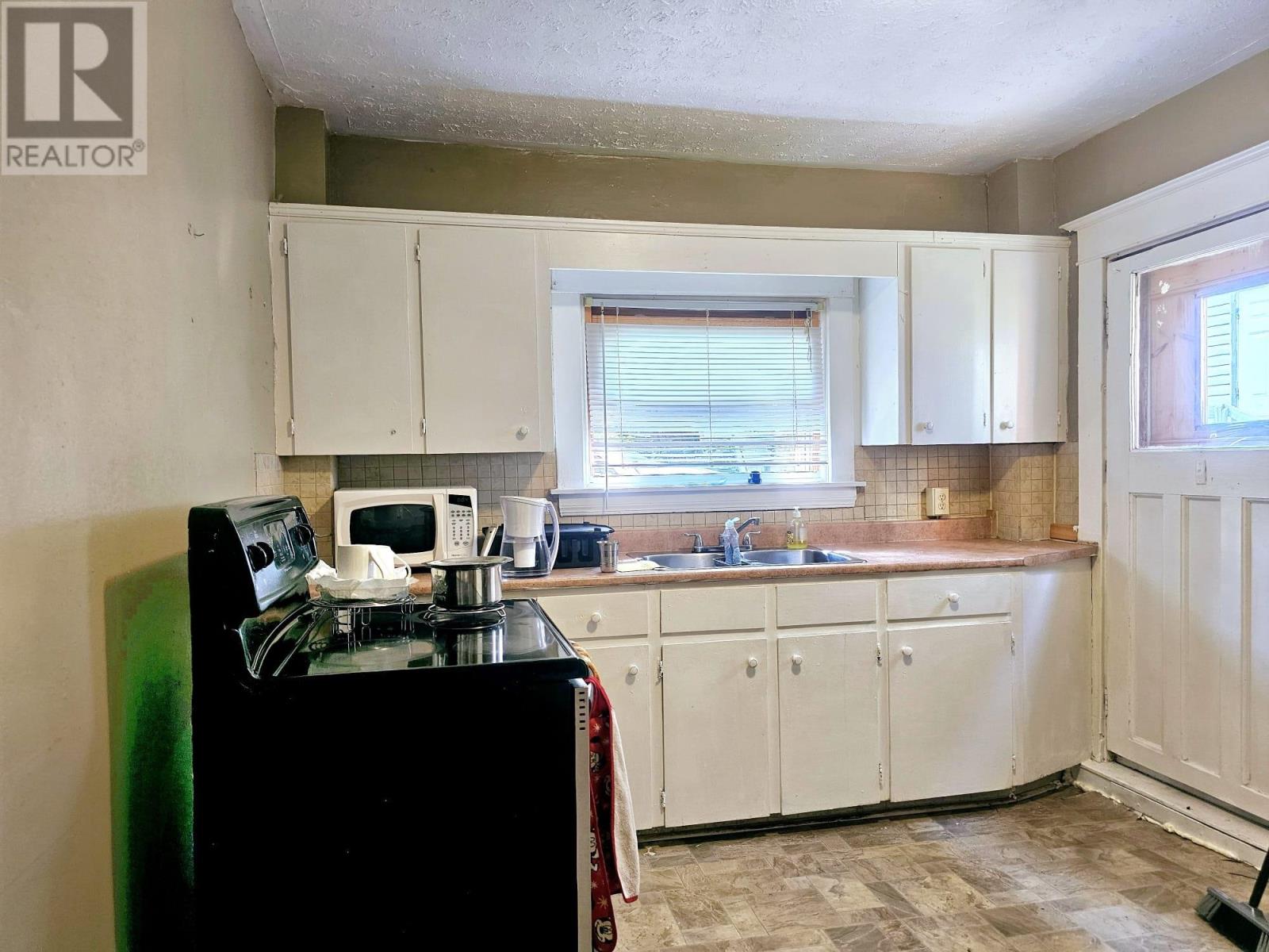 247,249,251 Queen Street, Charlottetown, Prince Edward Island  C1A 4B9 - Photo 7 - 202520491