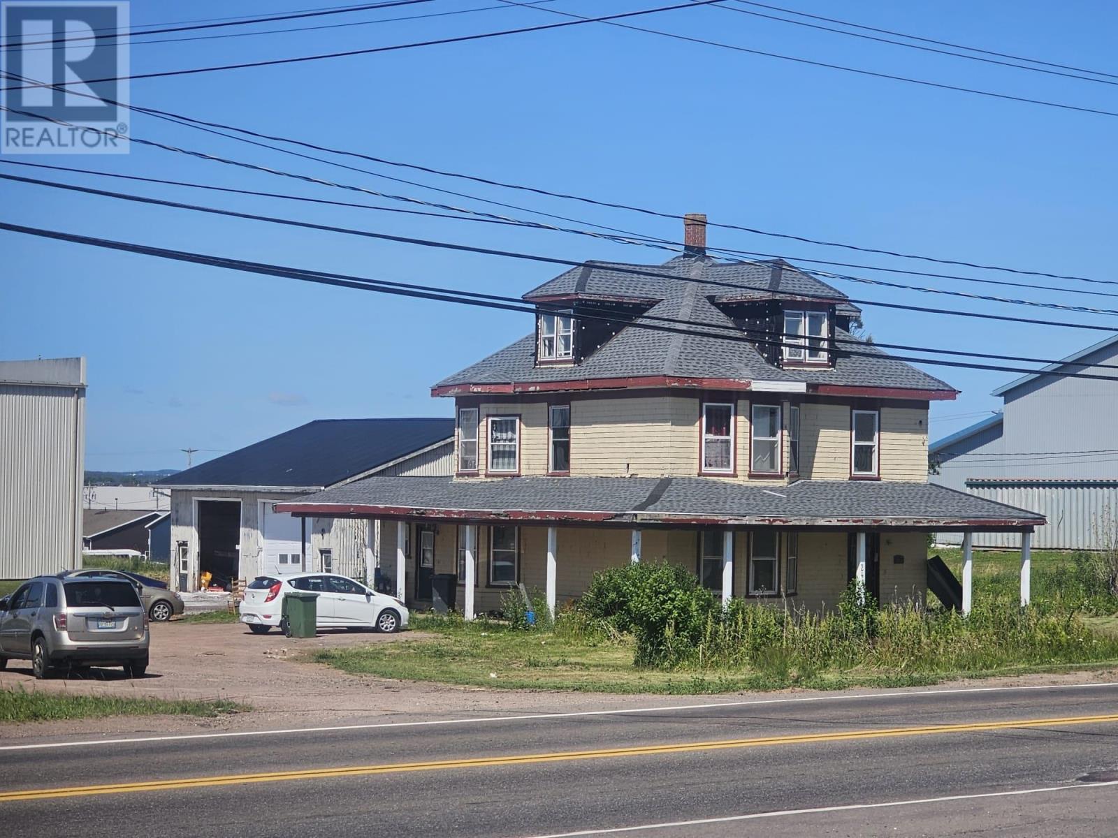 241 Brackley Point Road, Charlottetown, Prince Edward Island  C1A 6Z2 - Photo 2 - 202520644