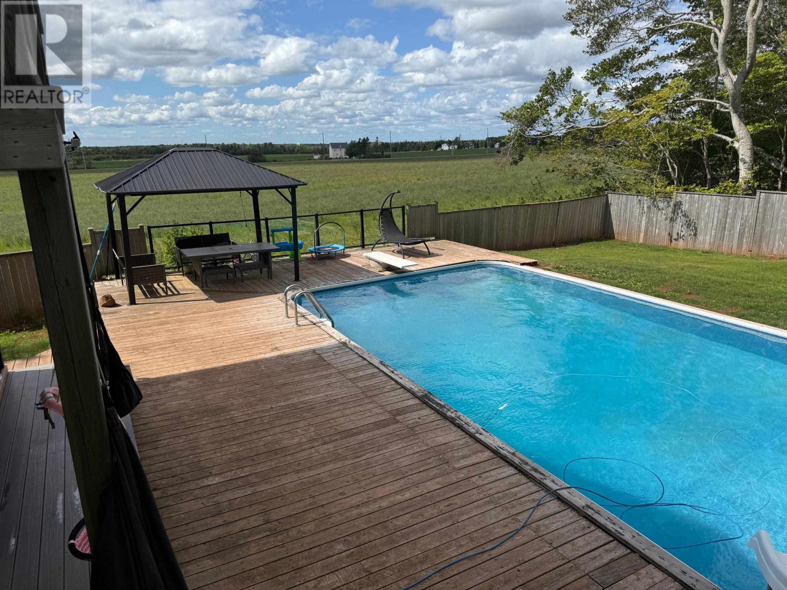 25 Charlotte Drive, Summerside, Prince Edward Island  C1N 4W2 - Photo 30 - 202520958