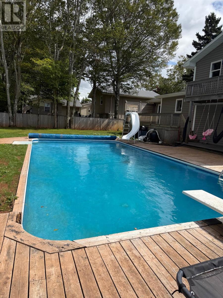 25 Charlotte Drive, Summerside, Prince Edward Island  C1N 4W2 - Photo 32 - 202520958