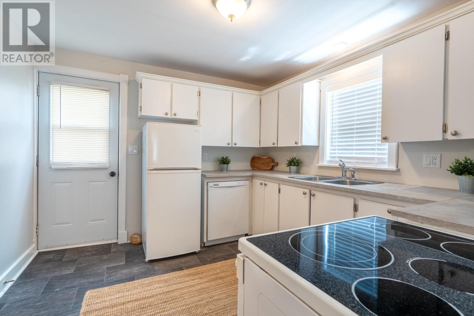285 Convent Street, Summerside, Prince Edward Island  C1N 1V6 - Photo 18 - 202520961