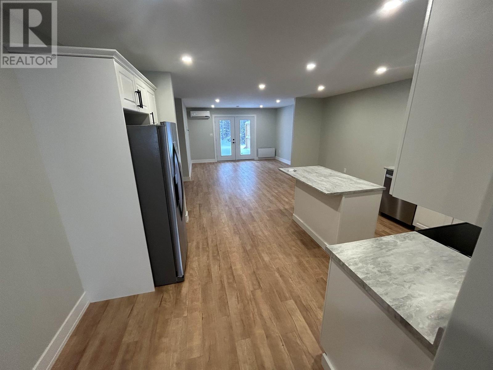 37 Fairdale Drive, Charlottetown, Prince Edward Island  C1C 0Y7 - Photo 4 - 202520978