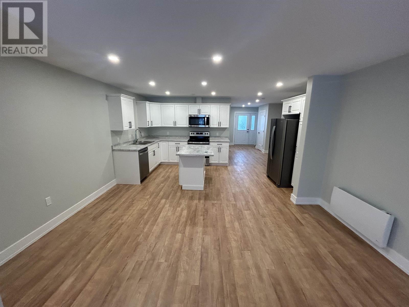 37 Fairdale Drive, Charlottetown, Prince Edward Island  C1C 0Y7 - Photo 6 - 202520978