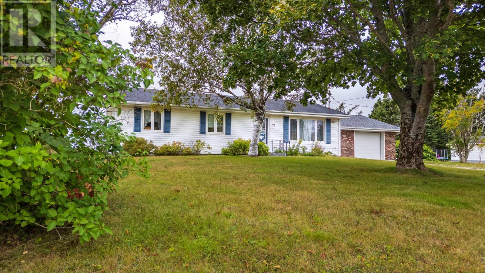 29 Mount Herbert Road, Stratford, Prince Edward Island  C1B 2S3 - Photo 29 - 202520993