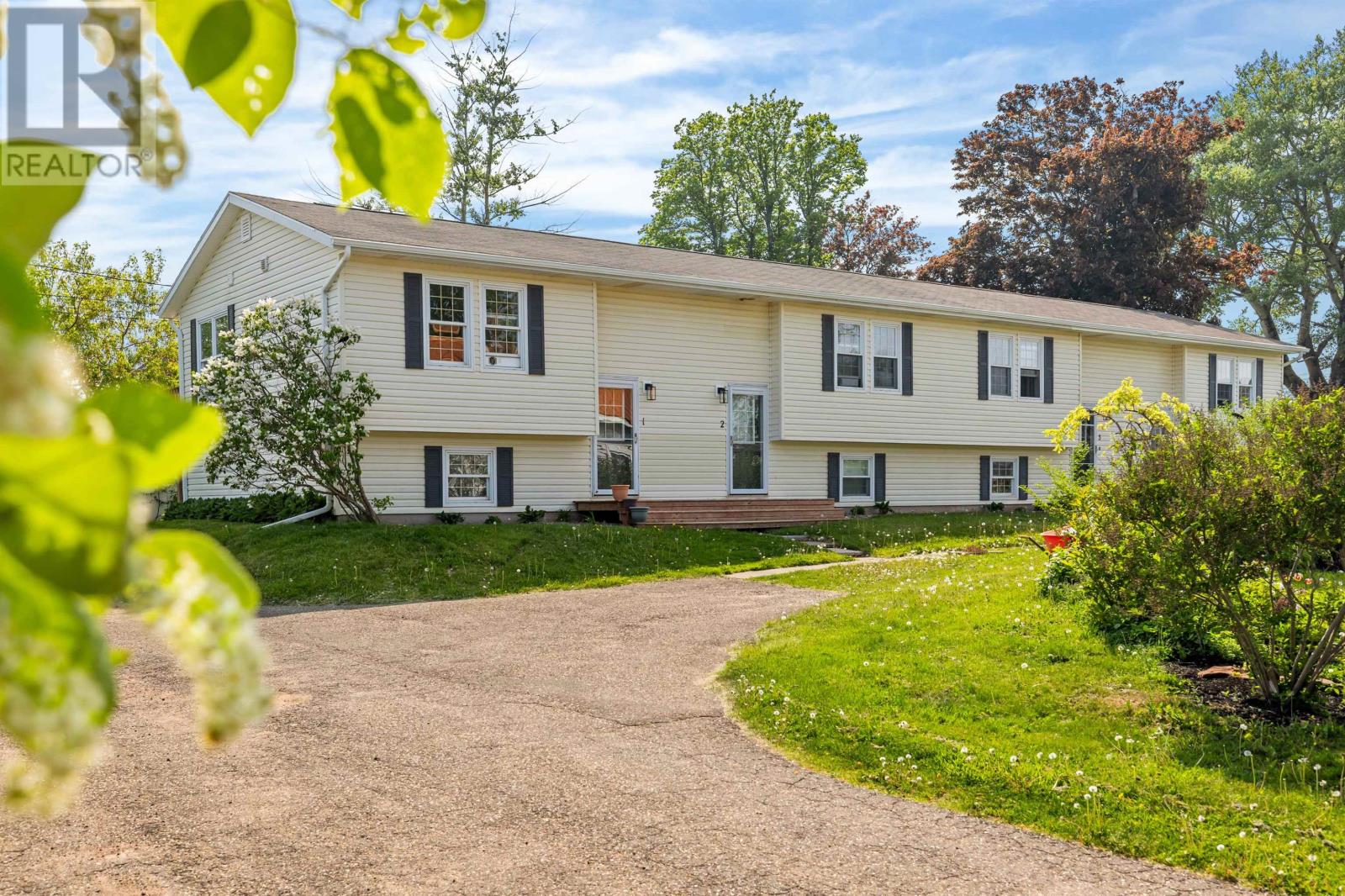2 14 Marshall Street, North Rustico, Prince Edward Island  C0A 1X0 - Photo 1 - 202521021