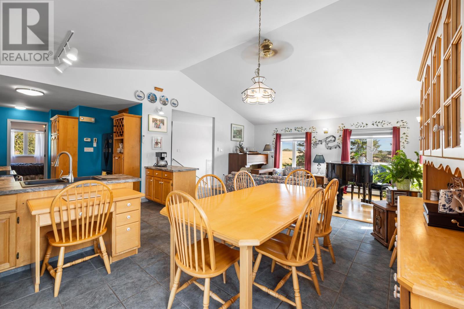 14988 Northside Road, Cable Head West, Prince Edward Island  C0A 2A0 - Photo 10 - 202521033