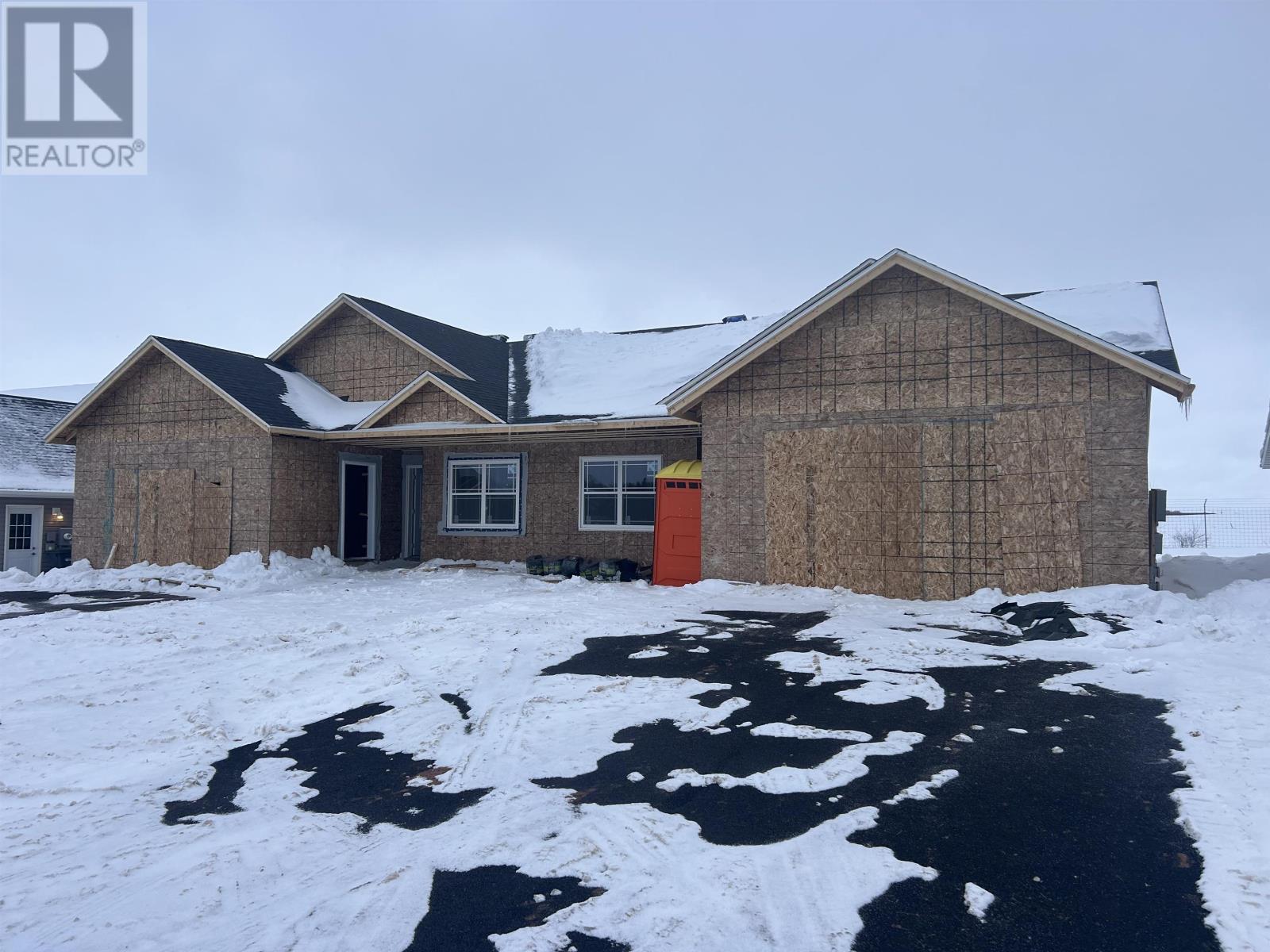 27 Beech Hill Avenue, Charlottetown, Prince Edward Island  C1C 0Y3 - Photo 1 - 202521218