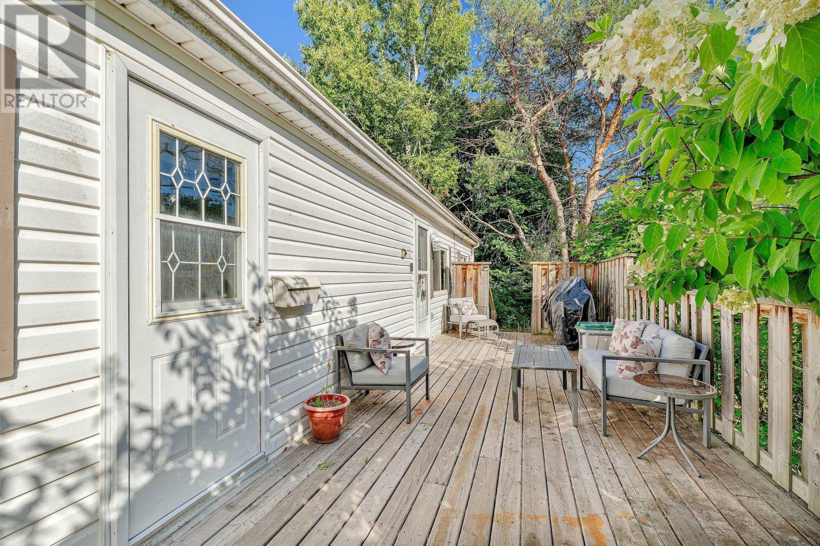 7 Oakwood Crescent, Charlottetown, Prince Edward Island