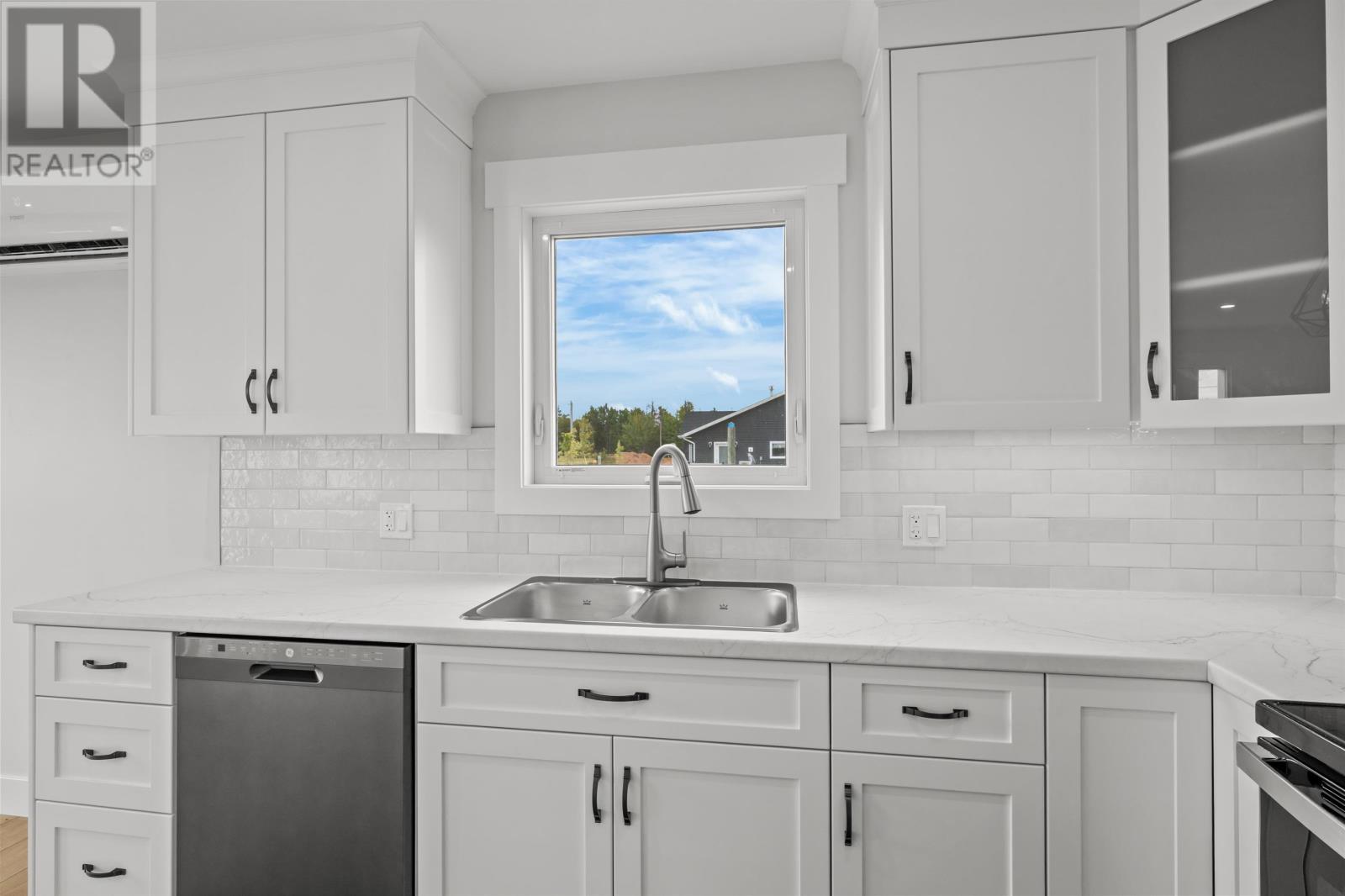 6 Sydney Way, Mermaid, Prince Edward Island  C1B 4M4 - Photo 18 - 202521831
