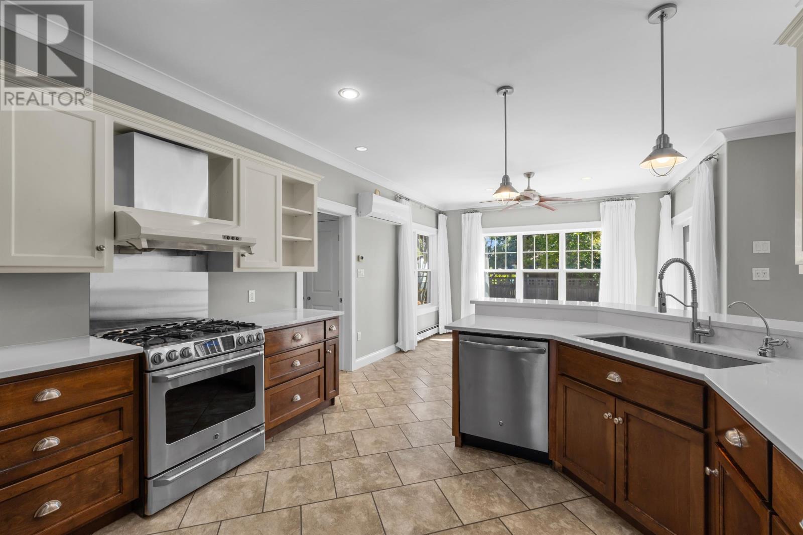 76 Hunters Creek Drive, Charlottetown, Prince Edward Island  C1E 2G7 - Photo 15 - 202521836