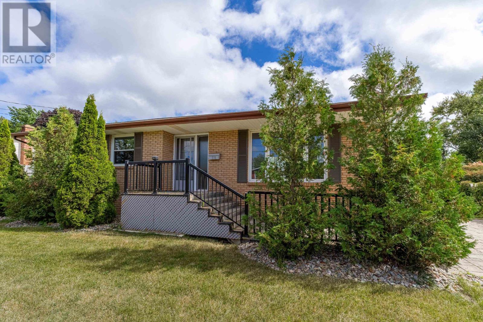 28 Seaview Boulevard, Charlottetown, Prince Edward Island  C1A 3A2 - Photo 6 - 202521867