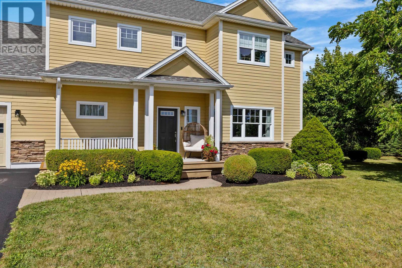 147 Bell Crescent, West Royalty, Prince Edward Island  C1E 1Y8 - Photo 2 - 202521938