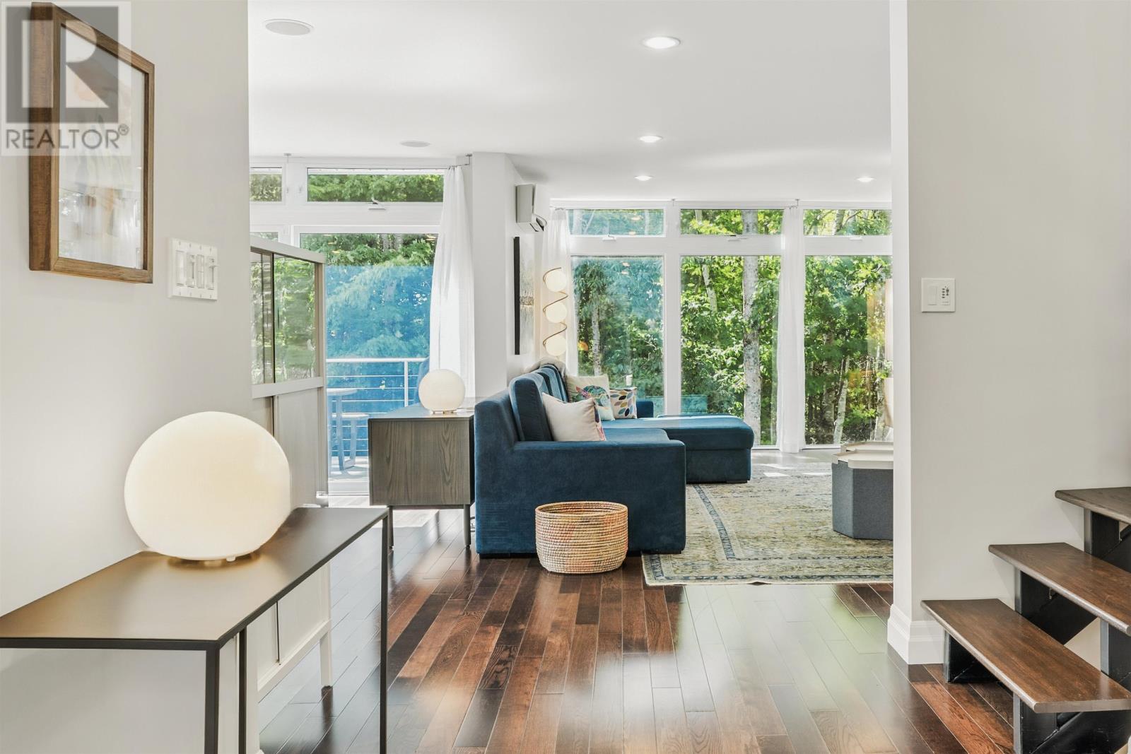 10 Lupin Lane, Brackley Beach, Prince Edward Island  C1E 2T3 - Photo 2 - 202521944