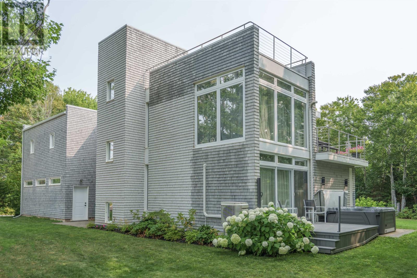 10 Lupin Lane, Brackley Beach, Prince Edward Island  C1E 2T3 - Photo 46 - 202521944