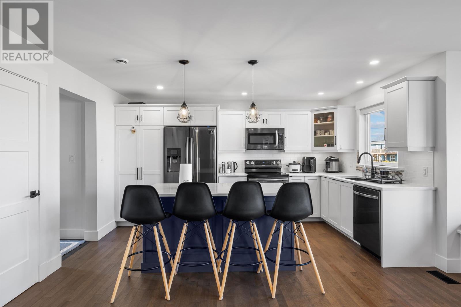 35 East Royalty Road, Charlottetown, Prince Edward Island  C0A 0V6 - Photo 14 - 202522065