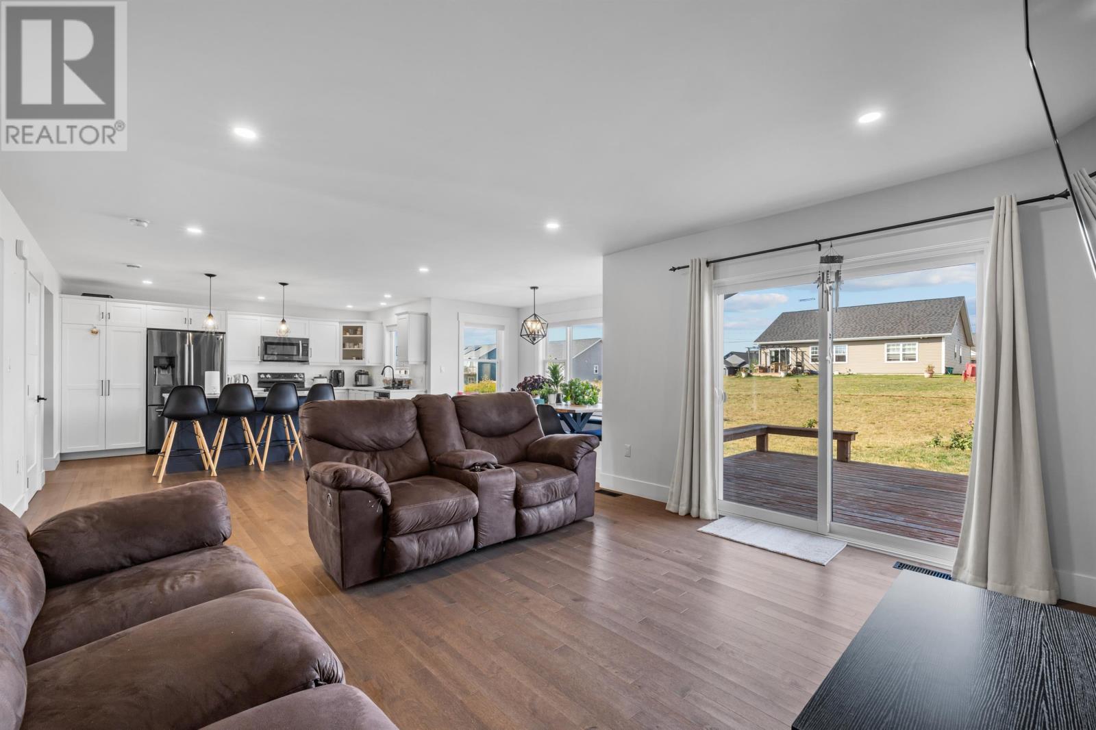 35 East Royalty Road, Charlottetown, Prince Edward Island  C0A 0V6 - Photo 22 - 202522065