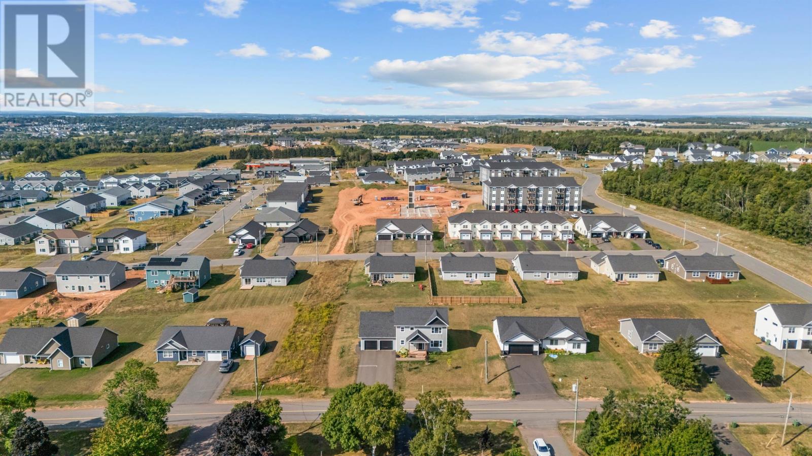 35 East Royalty Road, Charlottetown, Prince Edward Island  C0A 0V6 - Photo 47 - 202522065