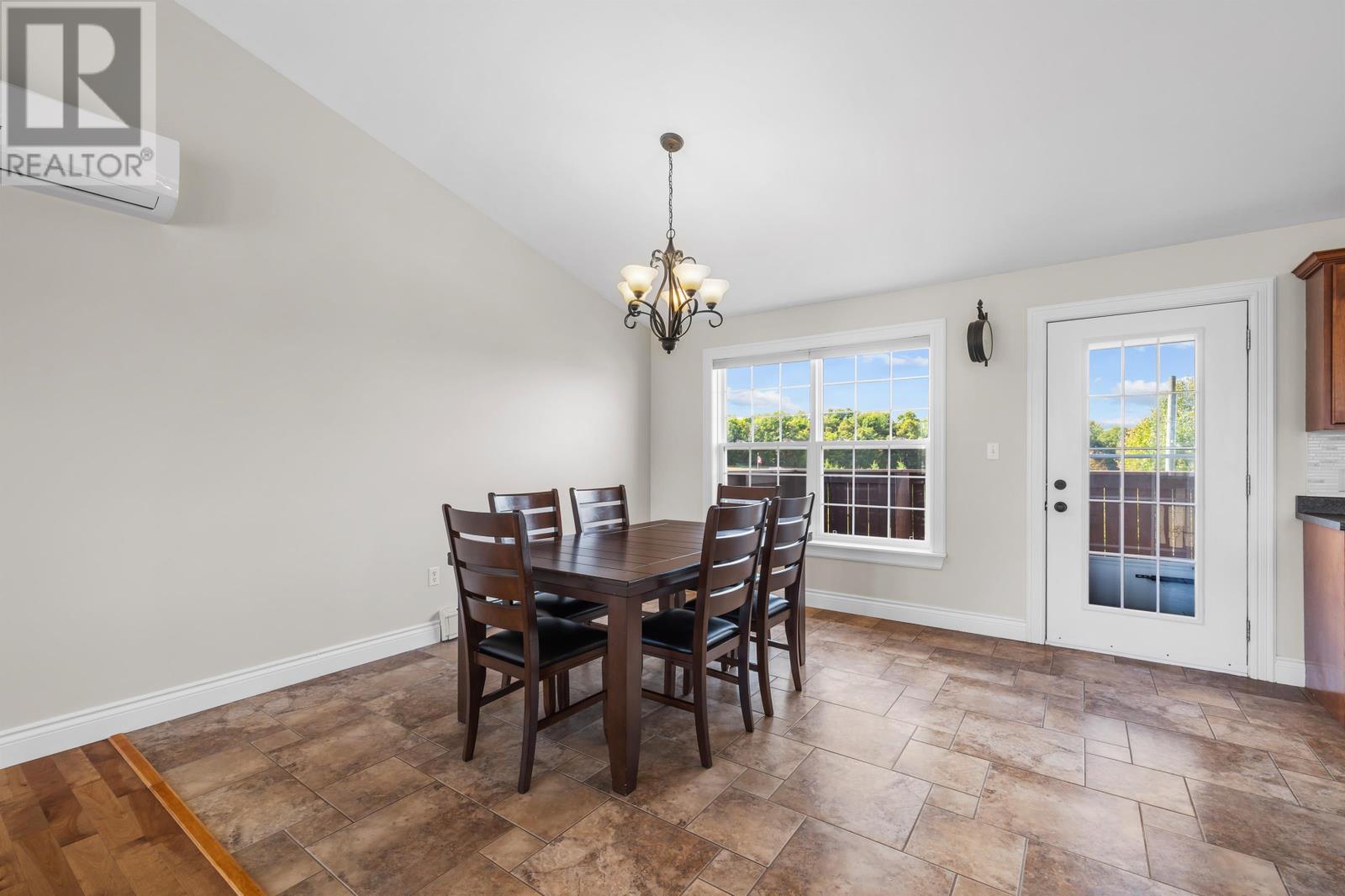 73 Bonavista Avenue, Stratford, Prince Edward Island  C1B 0E5 - Photo 11 - 202522139