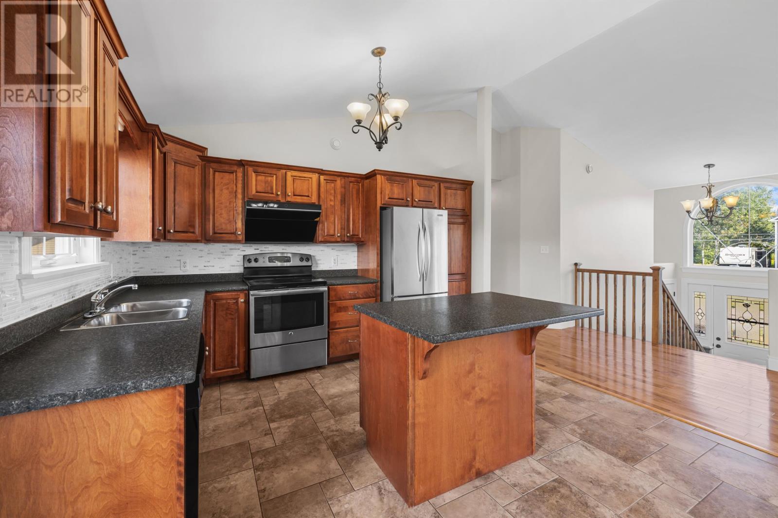 73 Bonavista Avenue, Stratford, Prince Edward Island  C1B 0E5 - Photo 14 - 202522139