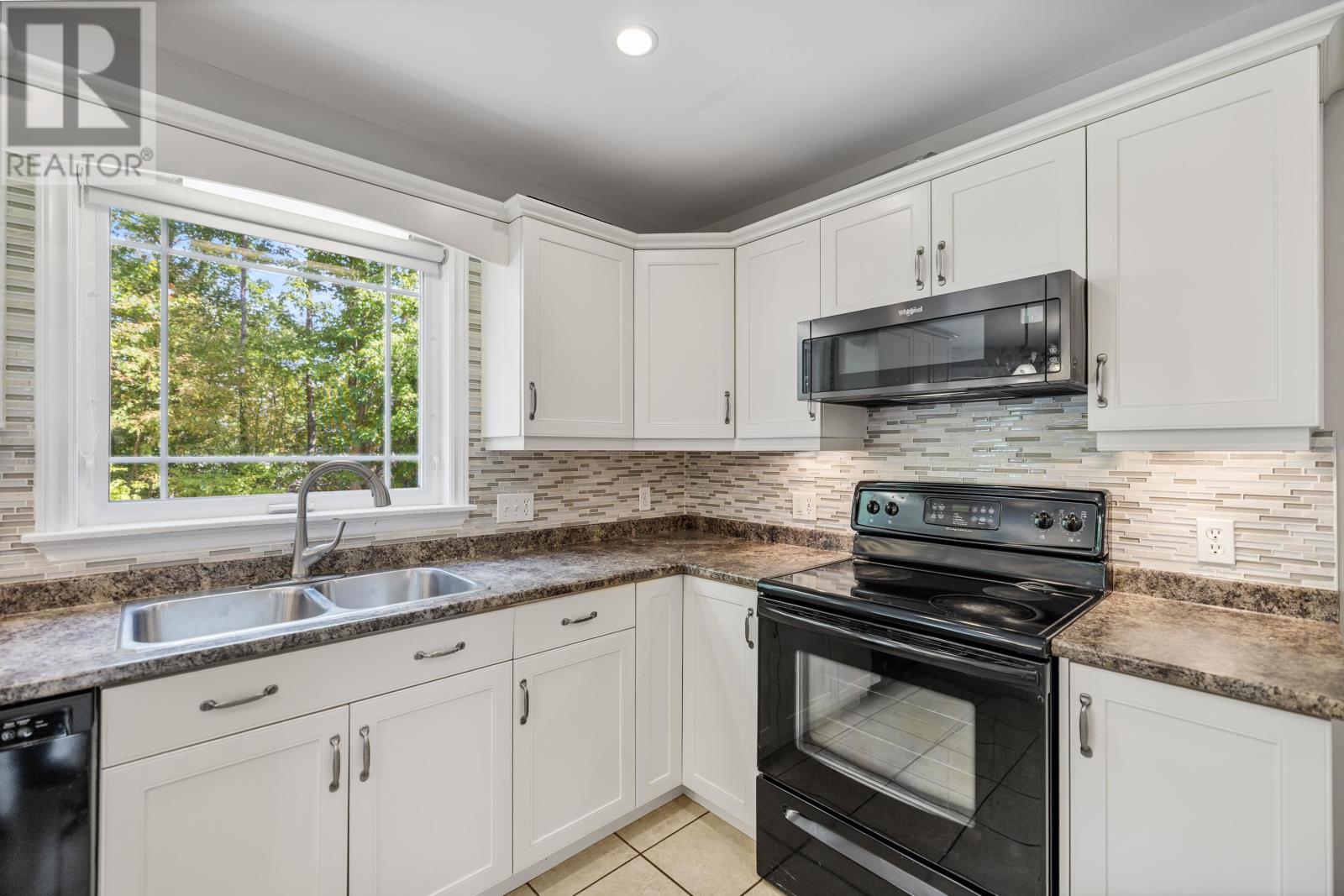 55 Sheffield Crescent, Charlottetown, Prince Edward Island  C1E 2G8 - Photo 17 - 202522796