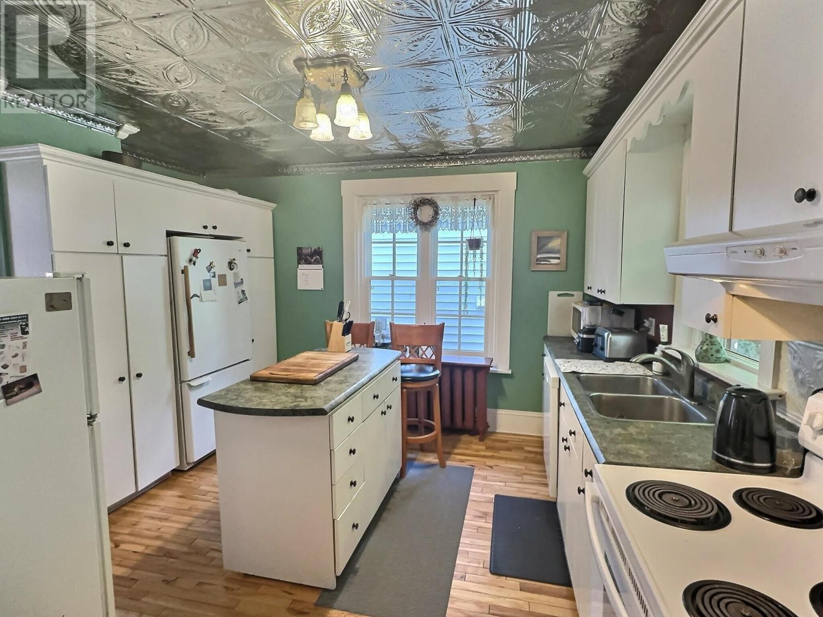 206 Sydney Street, Charlottetown, Prince Edward Island  C1A 1G8 - Photo 5 - 202522972