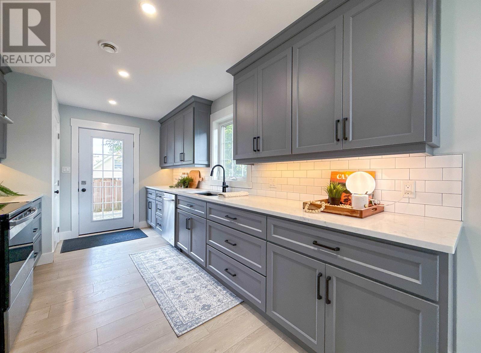 108 Mcgill Avenue, Charlottetown, Prince Edward Island  C1A 0J9 - Photo 12 - 202523106