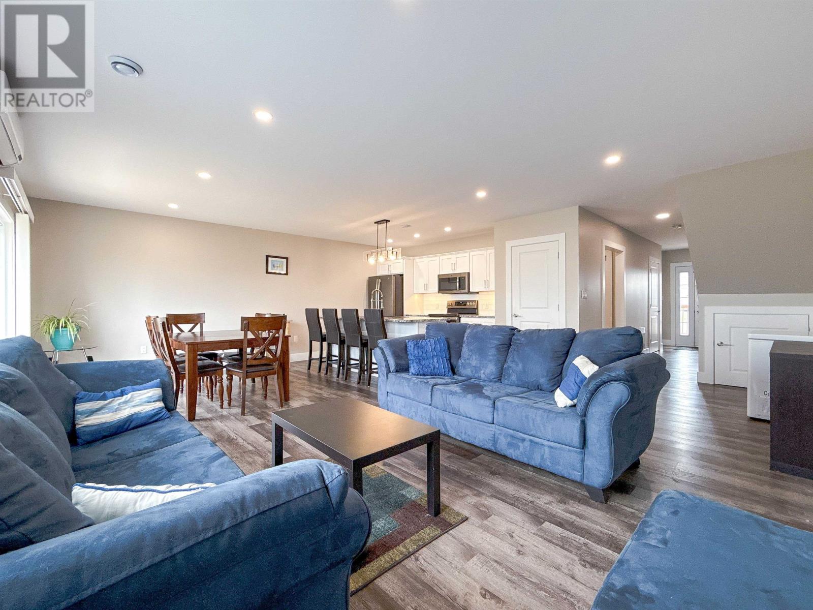 13 Gilbert Drive, Charlottetown, Prince Edward Island  C1C 0W2 - Photo 4 - 202523137