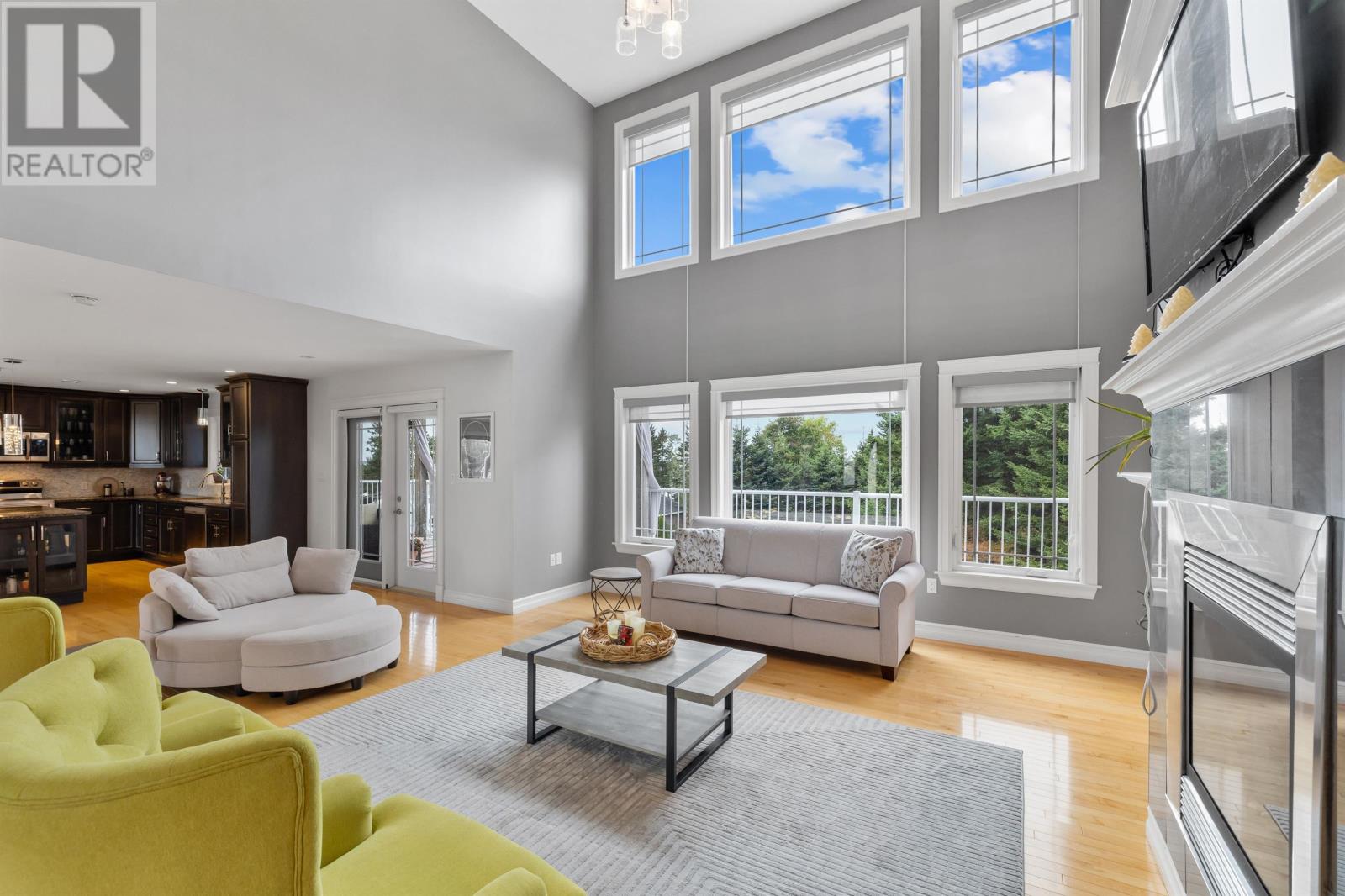 14 Fairfax Drive, Stratford, Prince Edward Island  C1B 2X4 - Photo 13 - 202523404