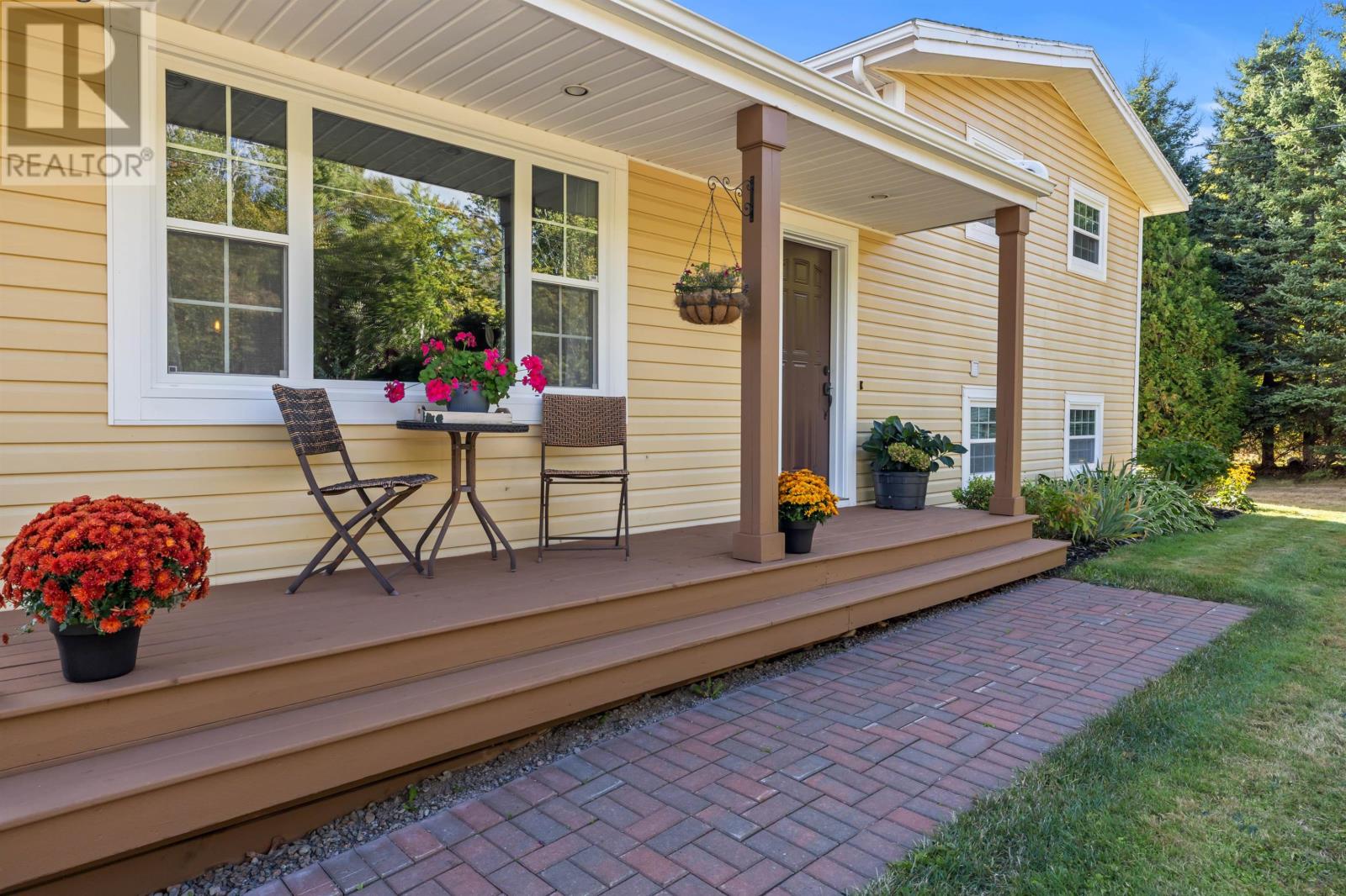 271 Fernwood Road, Bedeque And Area, Prince Edward Island  C0B 1C0 - Photo 4 - 202523511