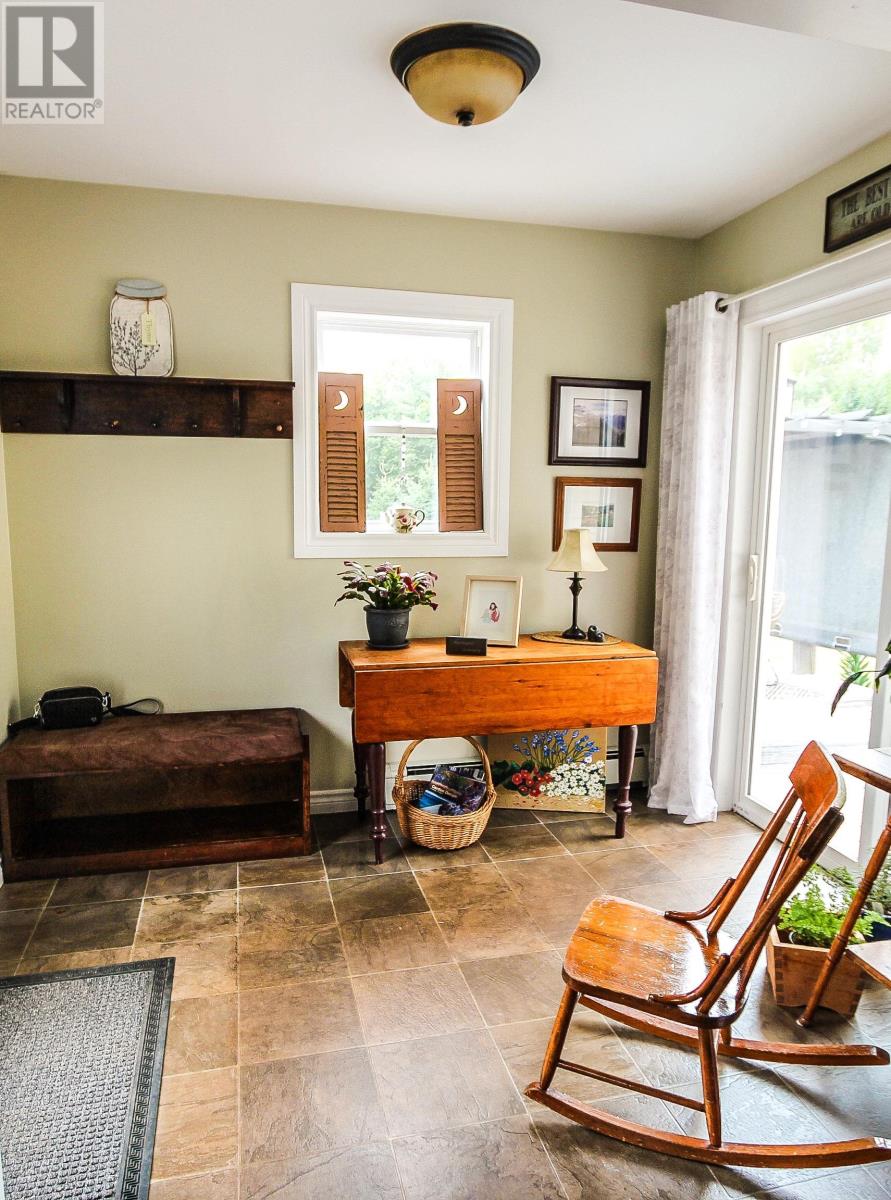 271 Fernwood Road, Bedeque And Area, Prince Edward Island  C0B 1C0 - Photo 7 - 202523511