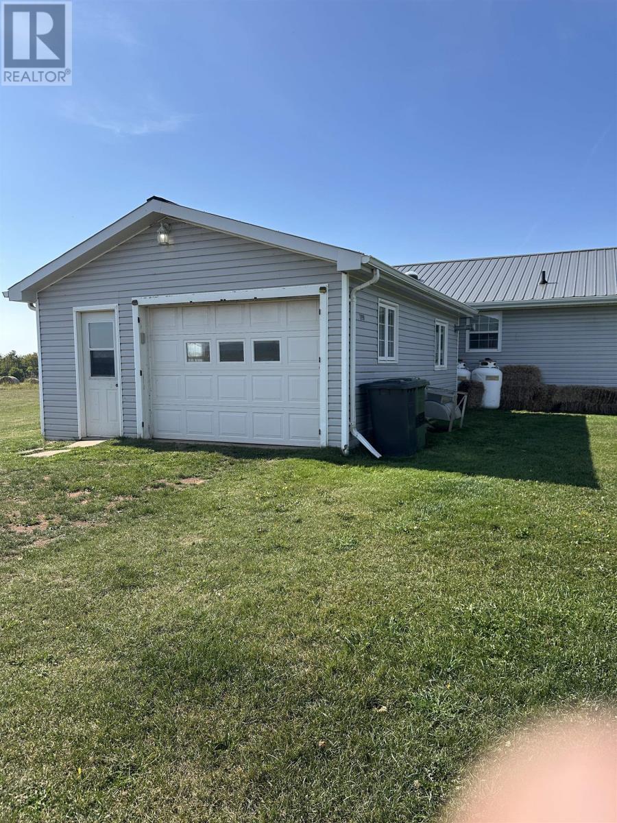 10 Sunset Road, Hebron, Prince Edward Island  C0B 1V0 - Photo 25 - 202523556