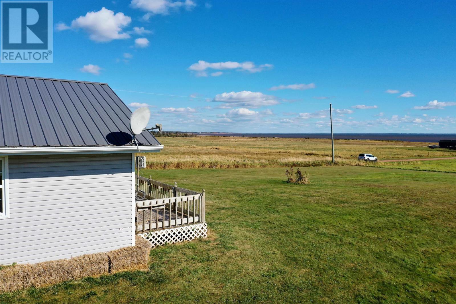 10 Sunset Road, Hebron, Prince Edward Island  C0B 1V0 - Photo 6 - 202523556