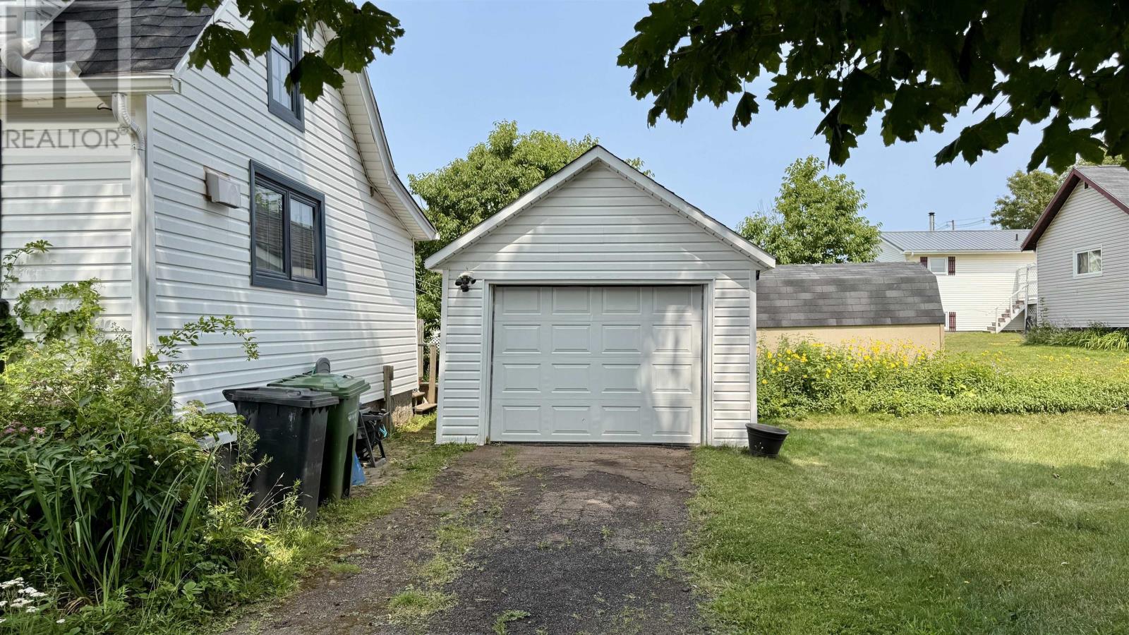 407 Willow Avenue, Summerside, Prince Edward Island  C1N 2B4 - Photo 30 - 202523589
