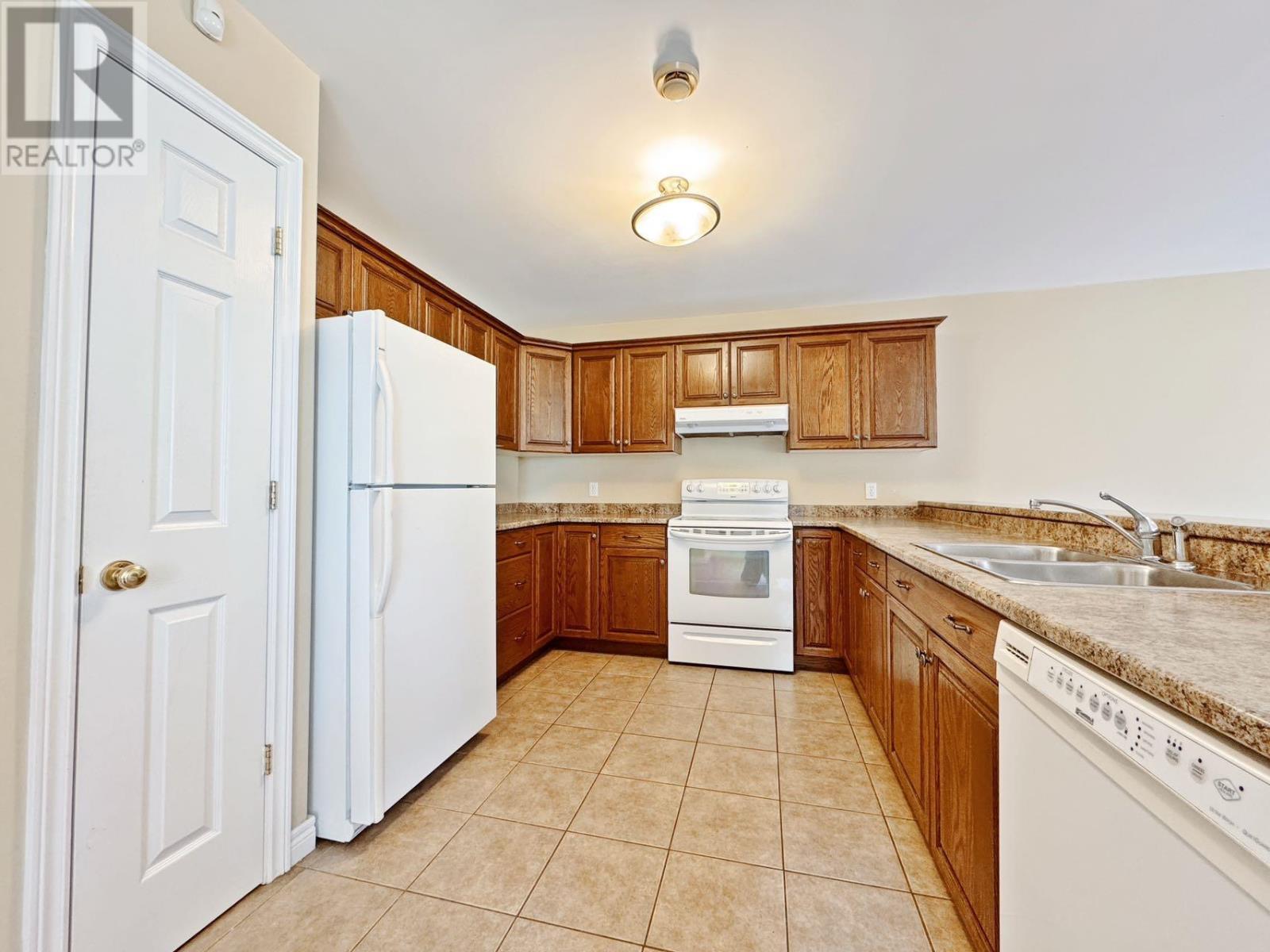 40 Southway Crescent, Charlottetown, Charlottetown, Prince Edward Island  C1E 2K5 - Photo 8 - 202523681