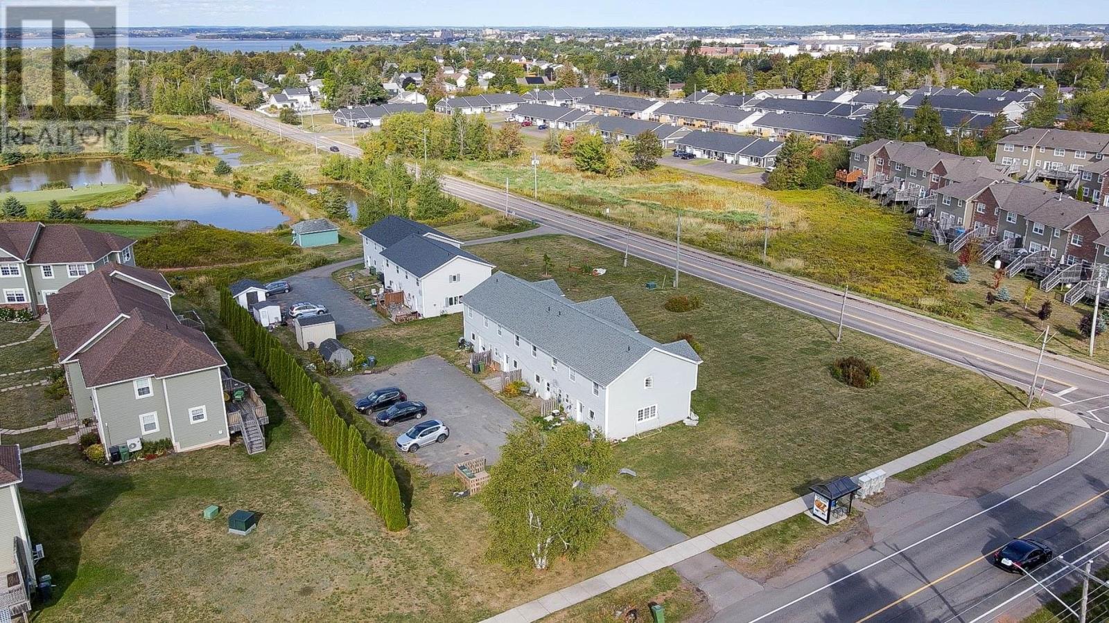 208 Stratford Road, Stratford, Prince Edward Island  C1B 1P6 - Photo 10 - 202523694