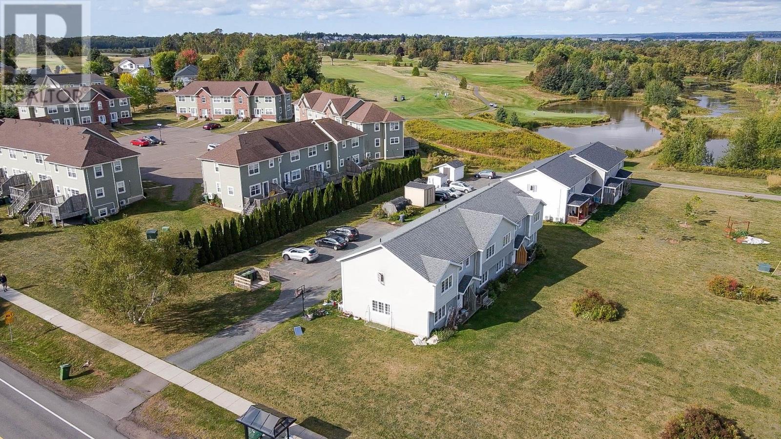 208 Stratford Road, Stratford, Prince Edward Island  C1B 1P6 - Photo 13 - 202523694