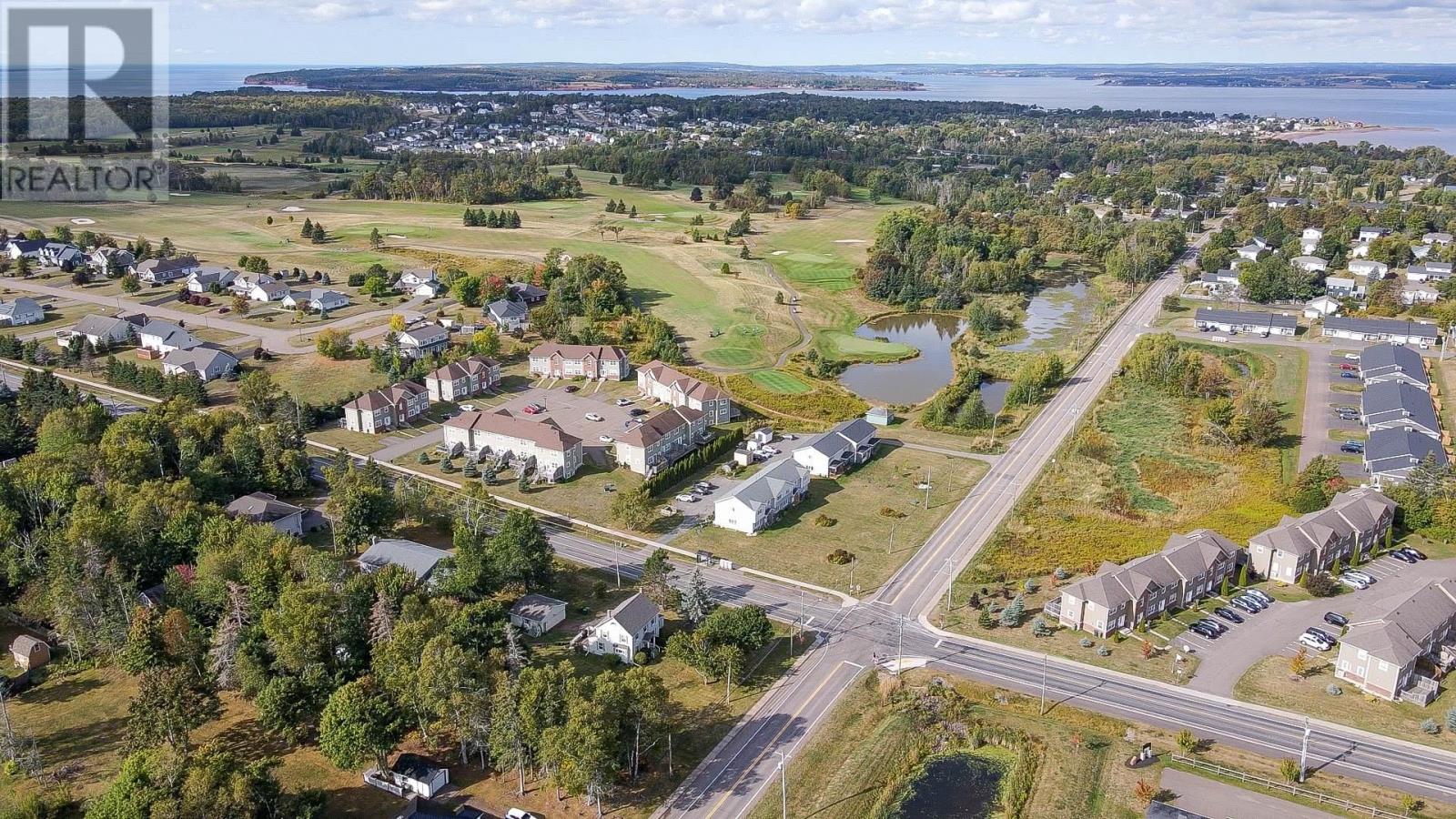 208 Stratford Road, Stratford, Prince Edward Island  C1B 1P6 - Photo 16 - 202523694