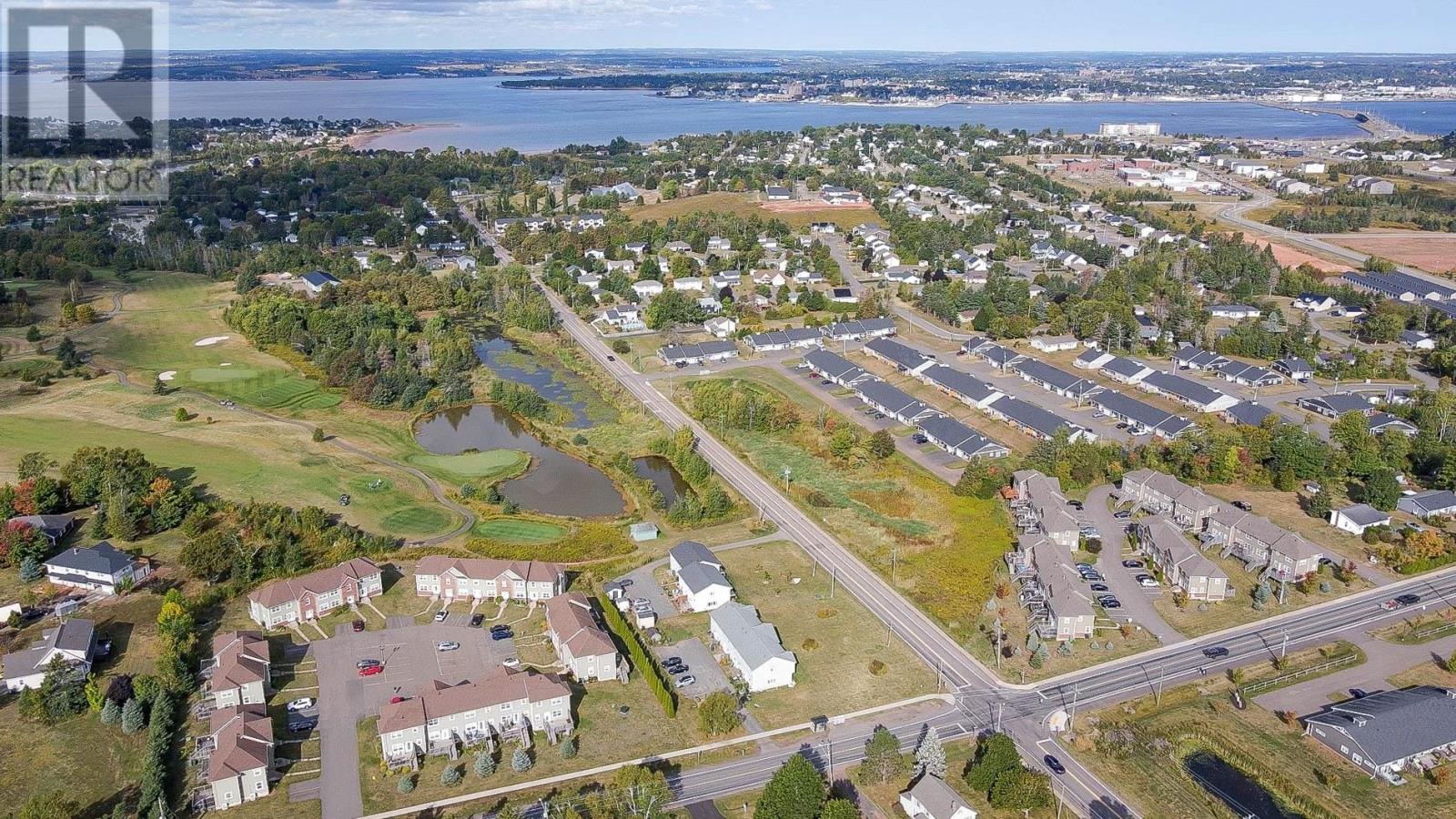 208 Stratford Road, Stratford, Prince Edward Island  C1B 1P6 - Photo 18 - 202523694