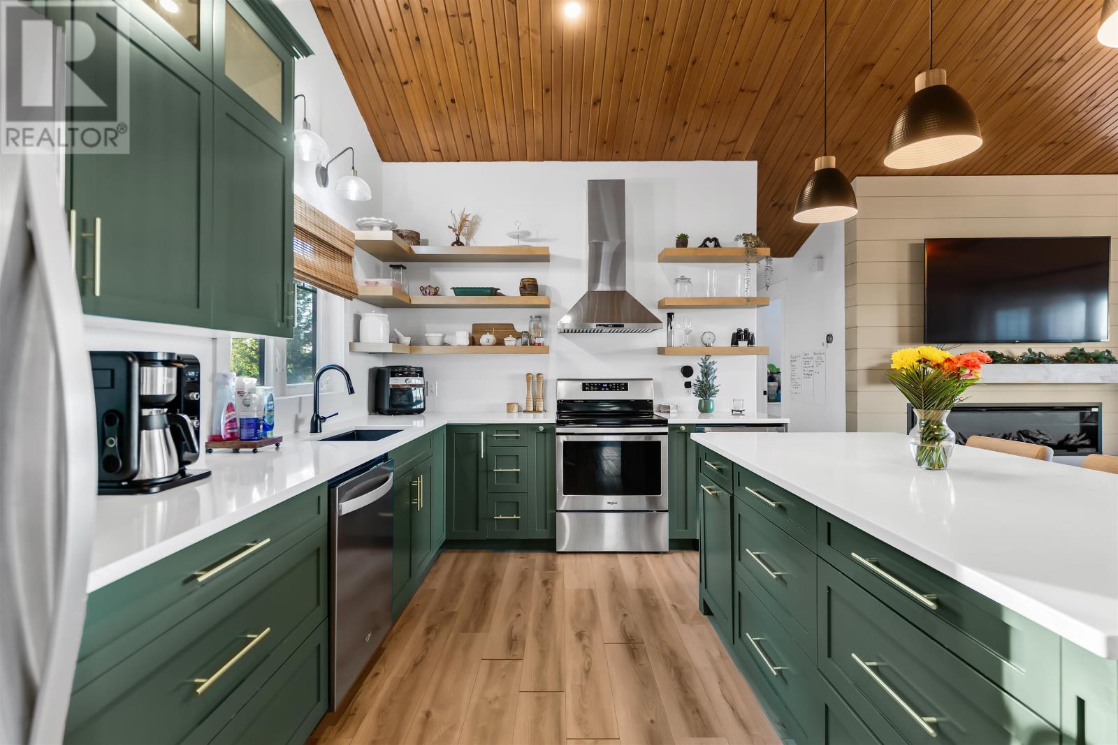 56 First Street, Cascumpec, Prince Edward Island  C0B 1V0 - Photo 11 - 202523725