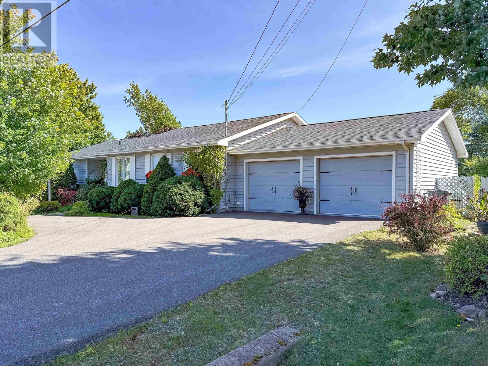 12 Westhill Drive, Charlottetown, Prince Edward Island  C1E 1N8 - Photo 1 - 202524094