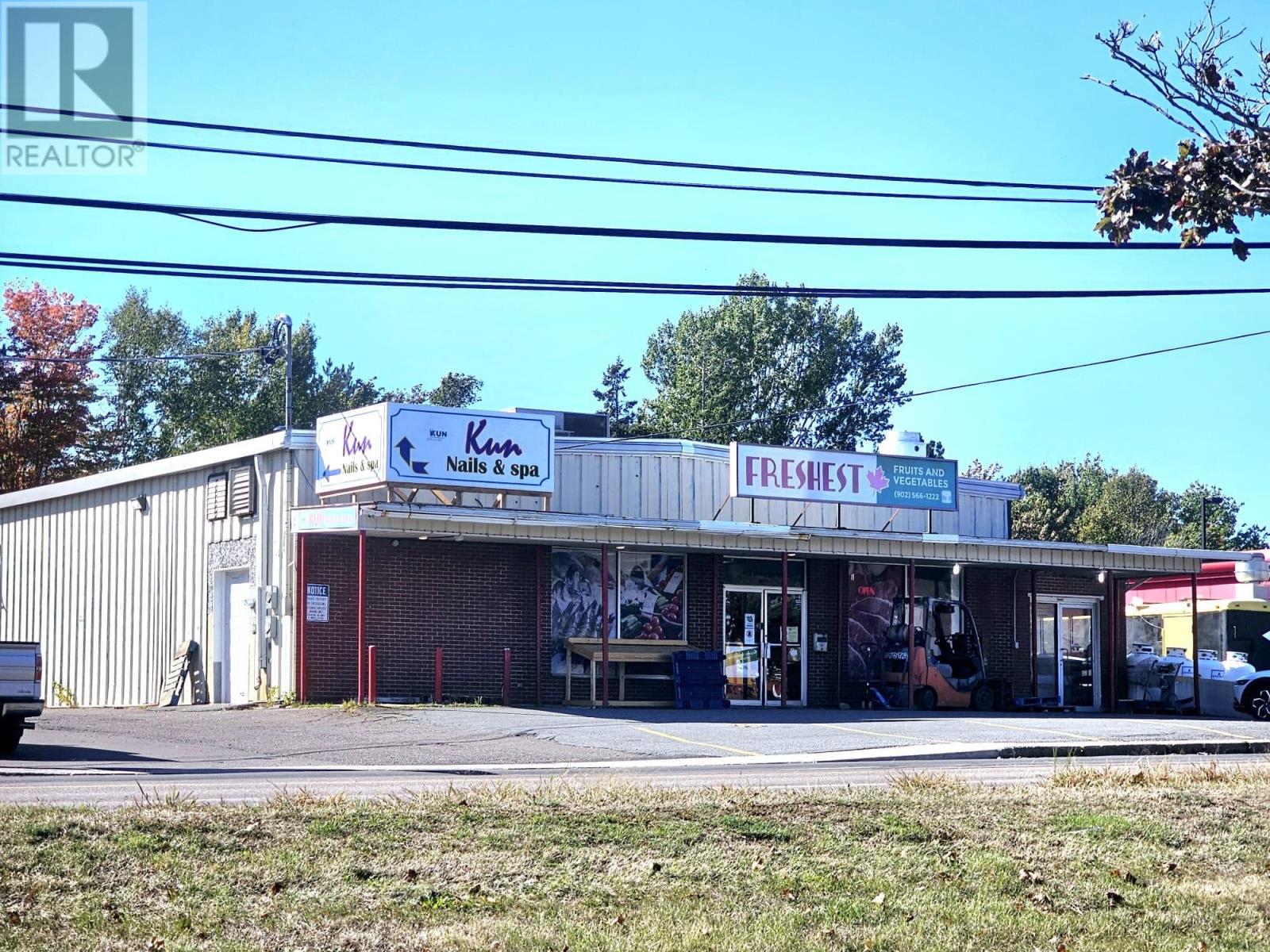421 University Avenue, Charlottetown, Prince Edward Island  C1A 4N7 - Photo 1 - 202524784