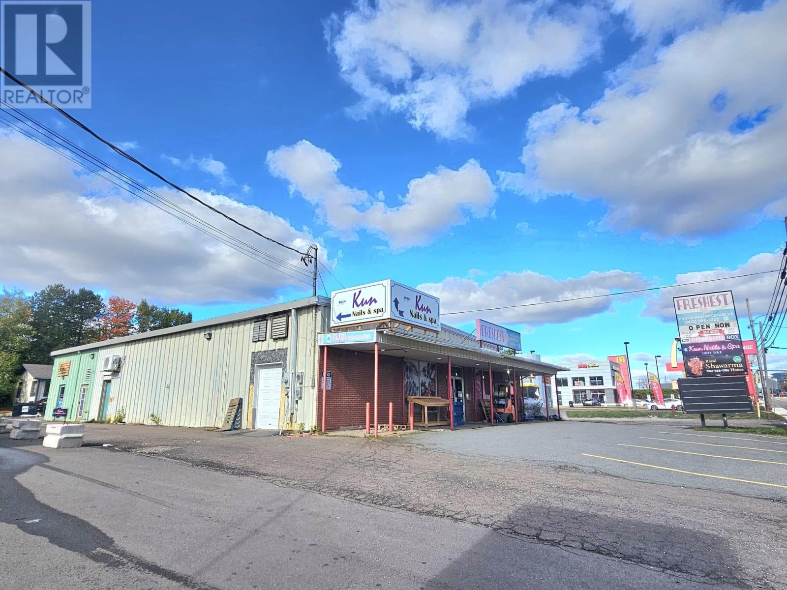 421 University Avenue, Charlottetown, Prince Edward Island  C1A 4N7 - Photo 12 - 202524784