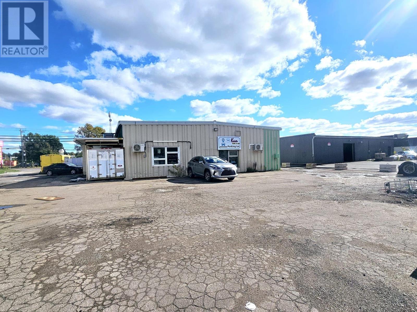 421 University Avenue, Charlottetown, Prince Edward Island  C1A 4N7 - Photo 15 - 202524784